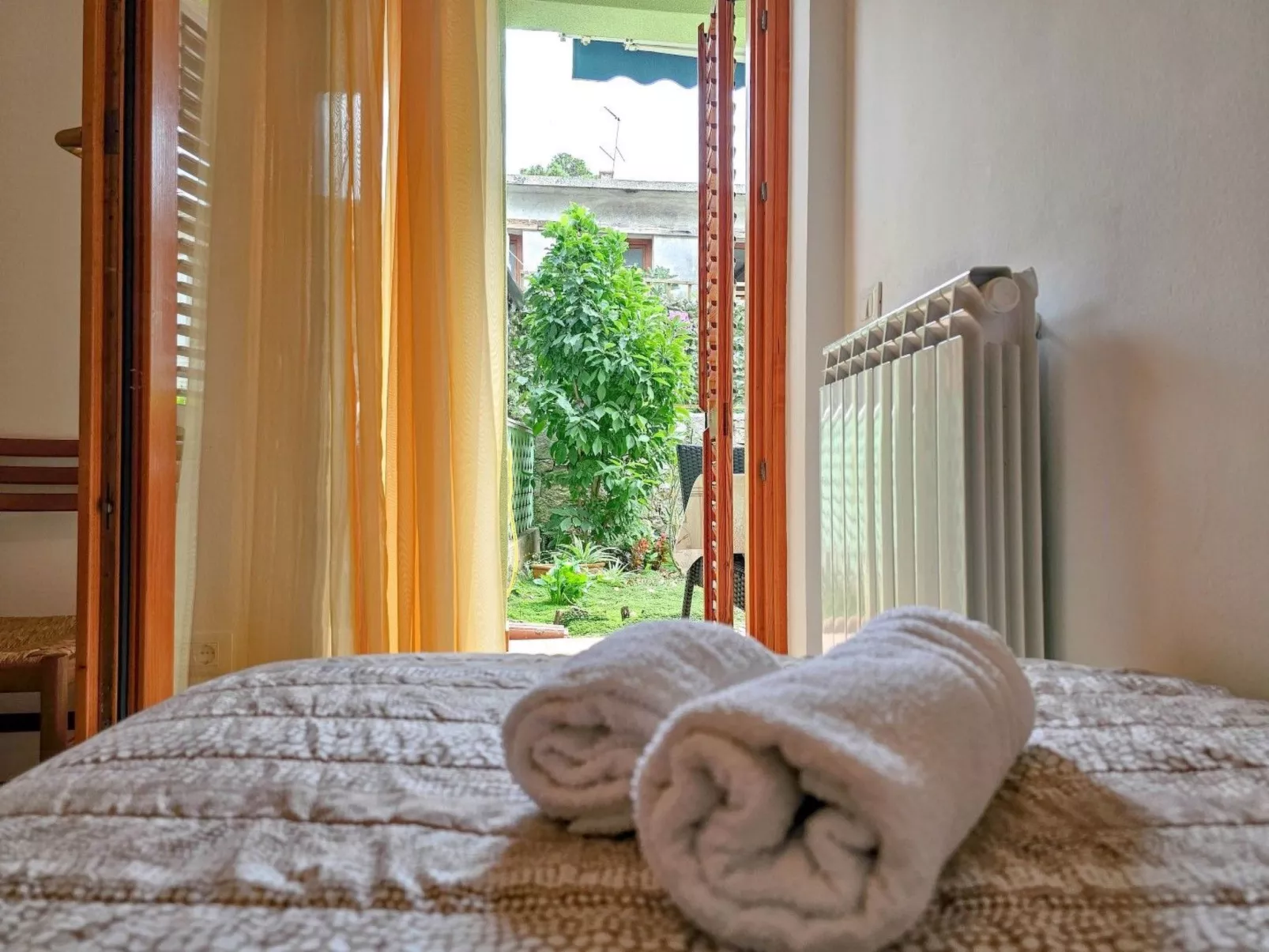 Mit Blick auf das Wasser-Image-tags.info