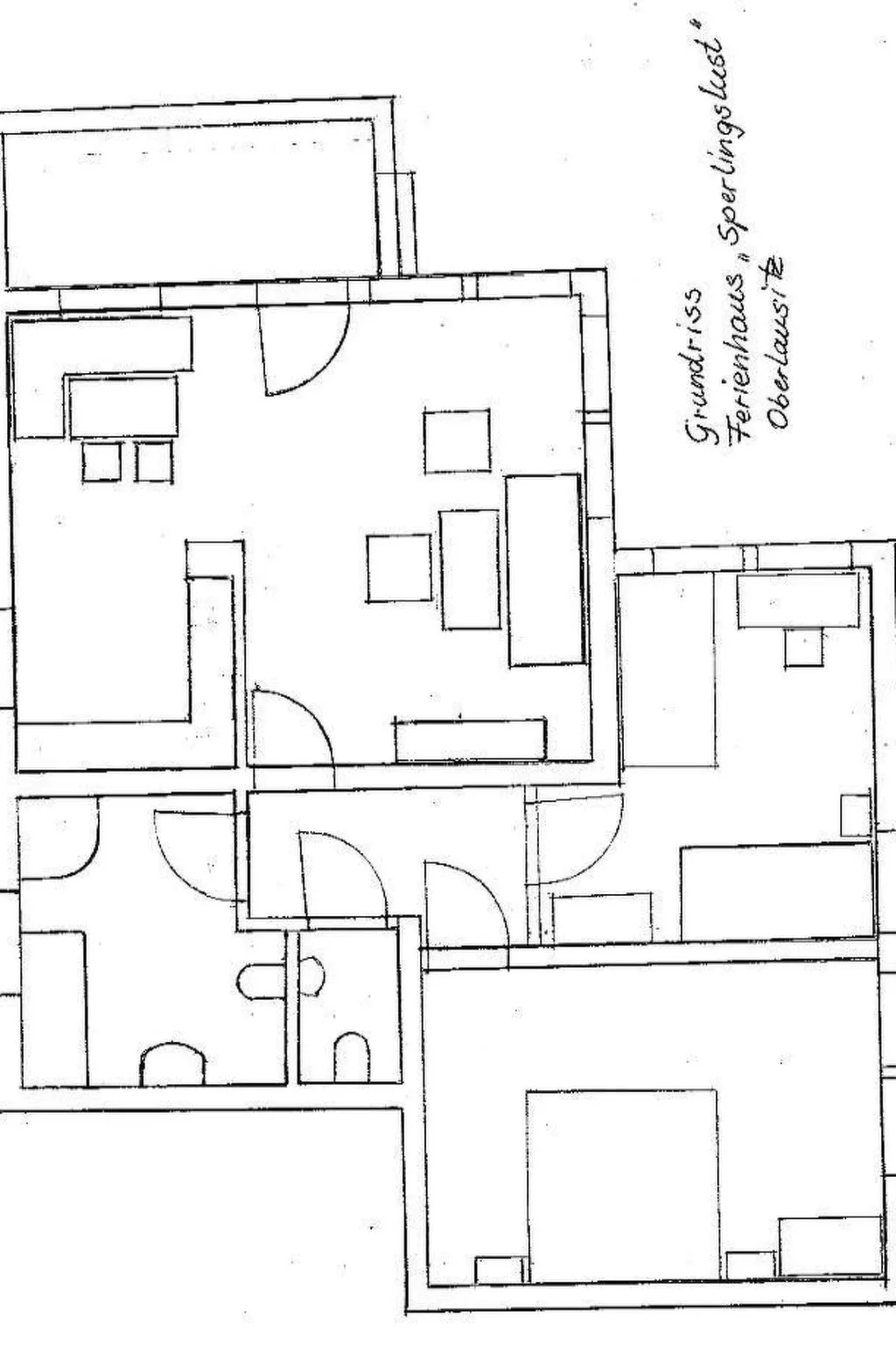 Mit Blick auf die Berge-Binnen