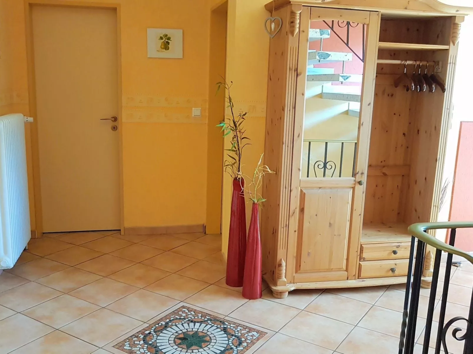 Ferienvilla mit Garten, Grill und Terrasse-Binnen