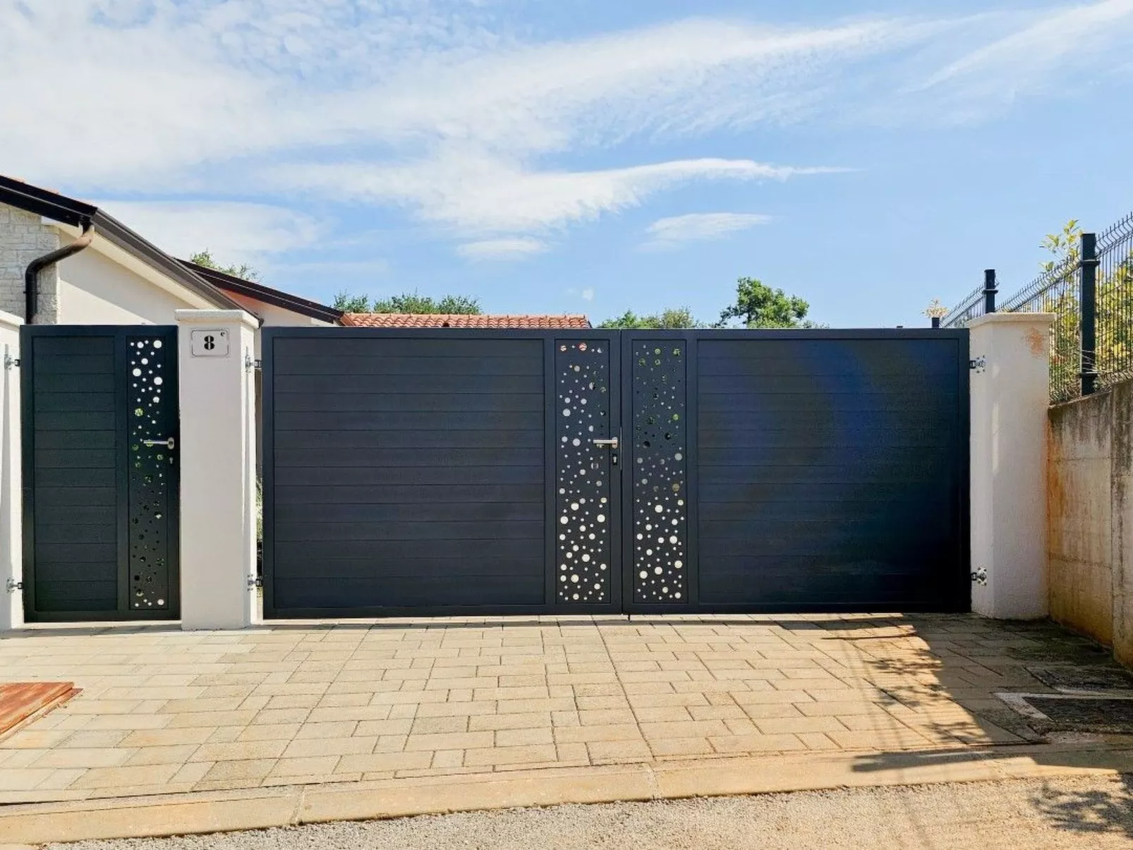 "Villa Pavlovic" mit Garten und Grill-Binnen