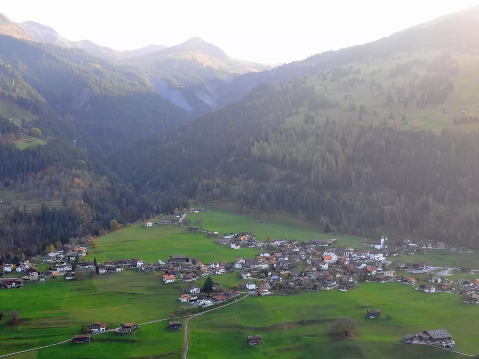 Haus Walli-Simmen, Wohnung 1-Buiten