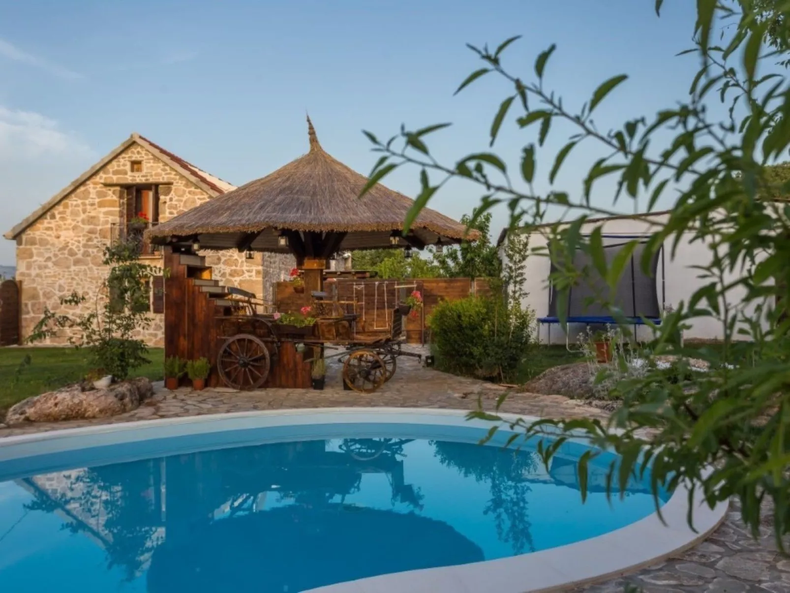 Charmante Ferienvilla Krka-Buiten