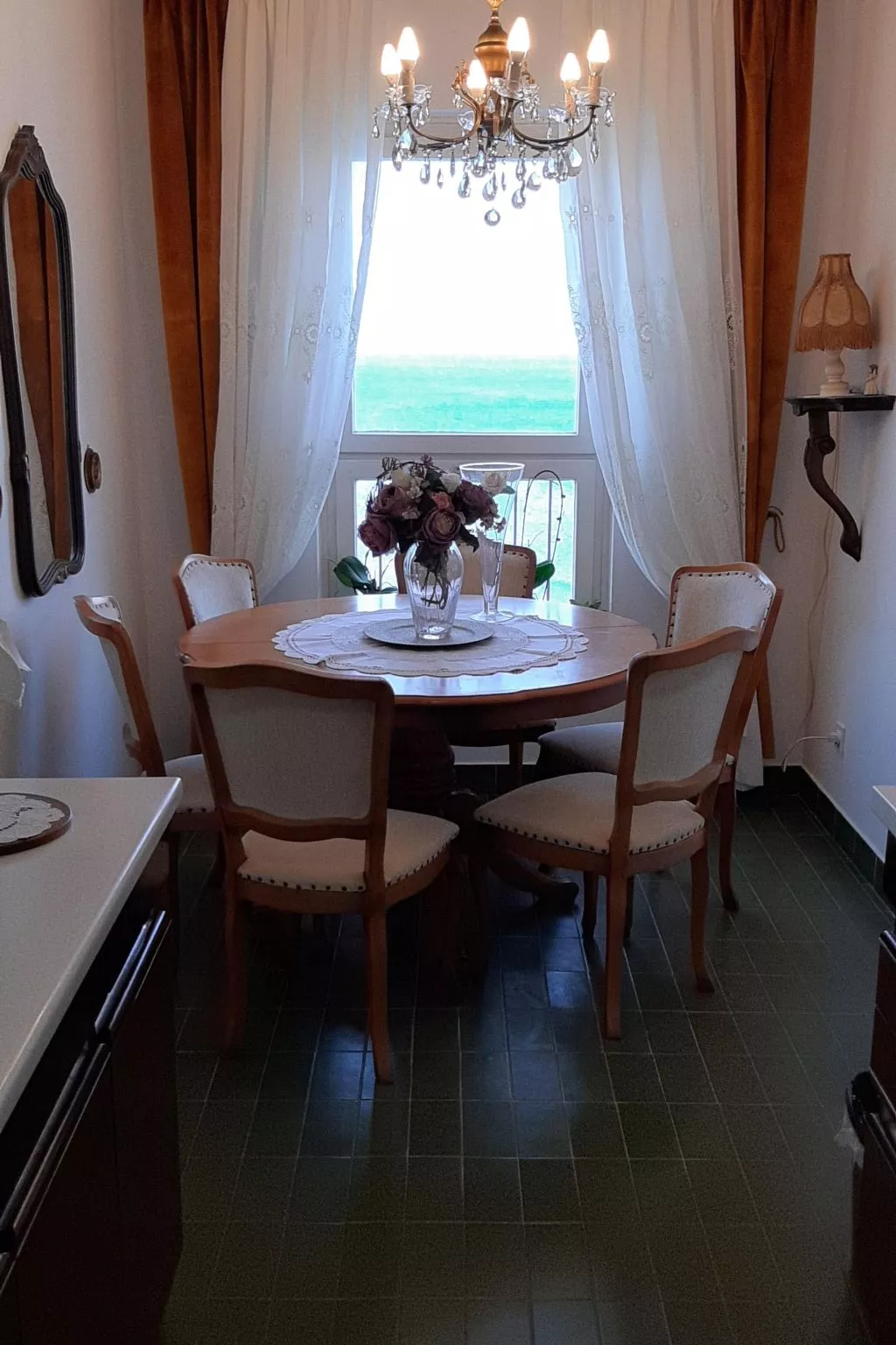 Wohnung mit Blick auf das Wasser-Binnen