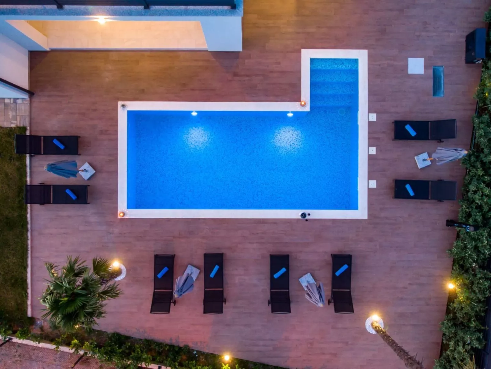 Schönes Haus für 8 Personen mit großem Schwimmbad