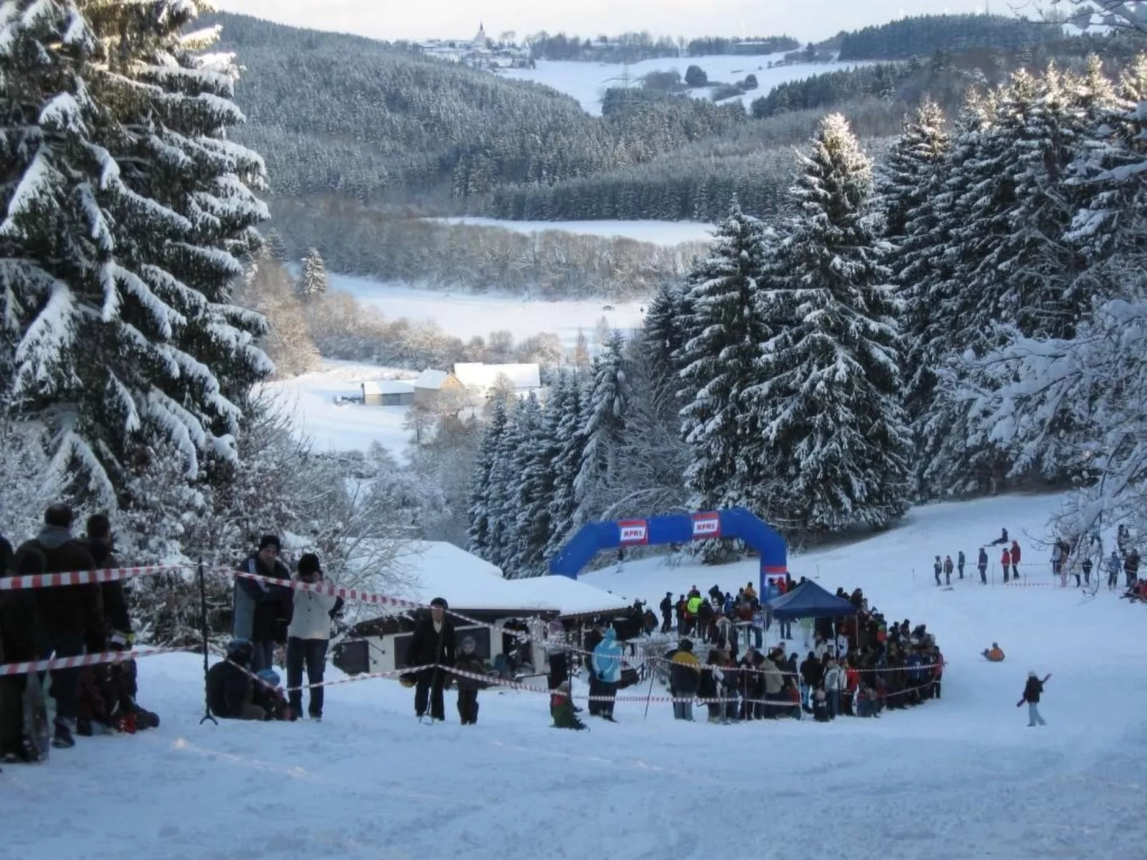 Snowview Lodge-Buiten