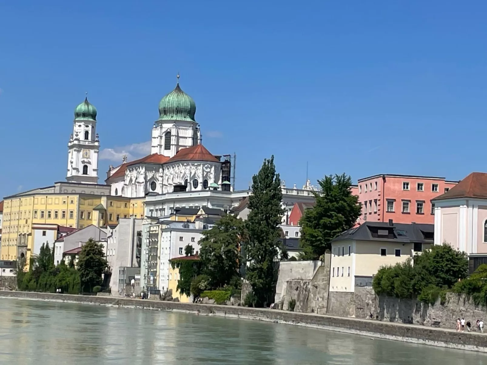 Herrliche Ferienwohnung mit Grill und Garten-Buiten