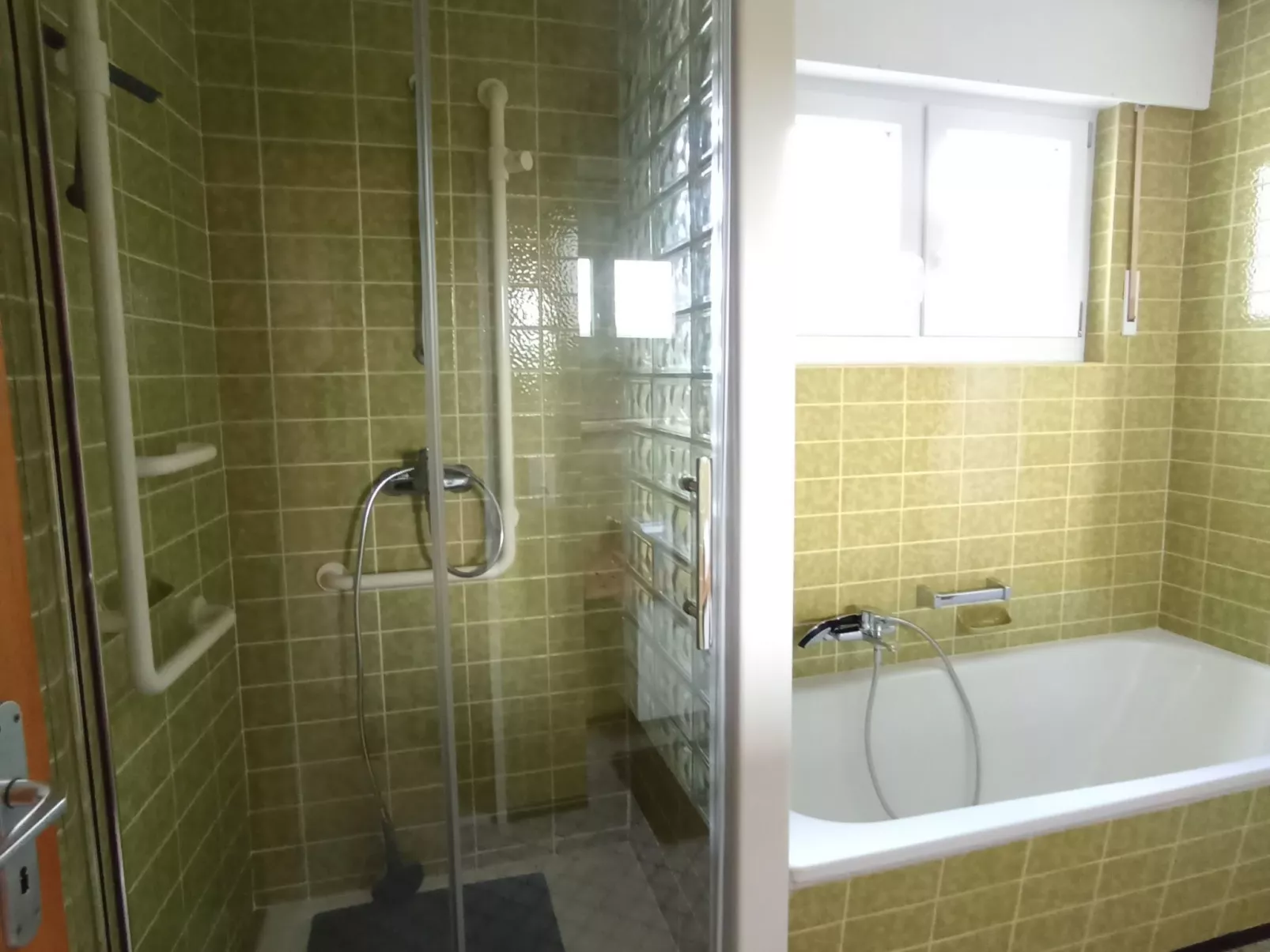 Hollig-Image-tags.info