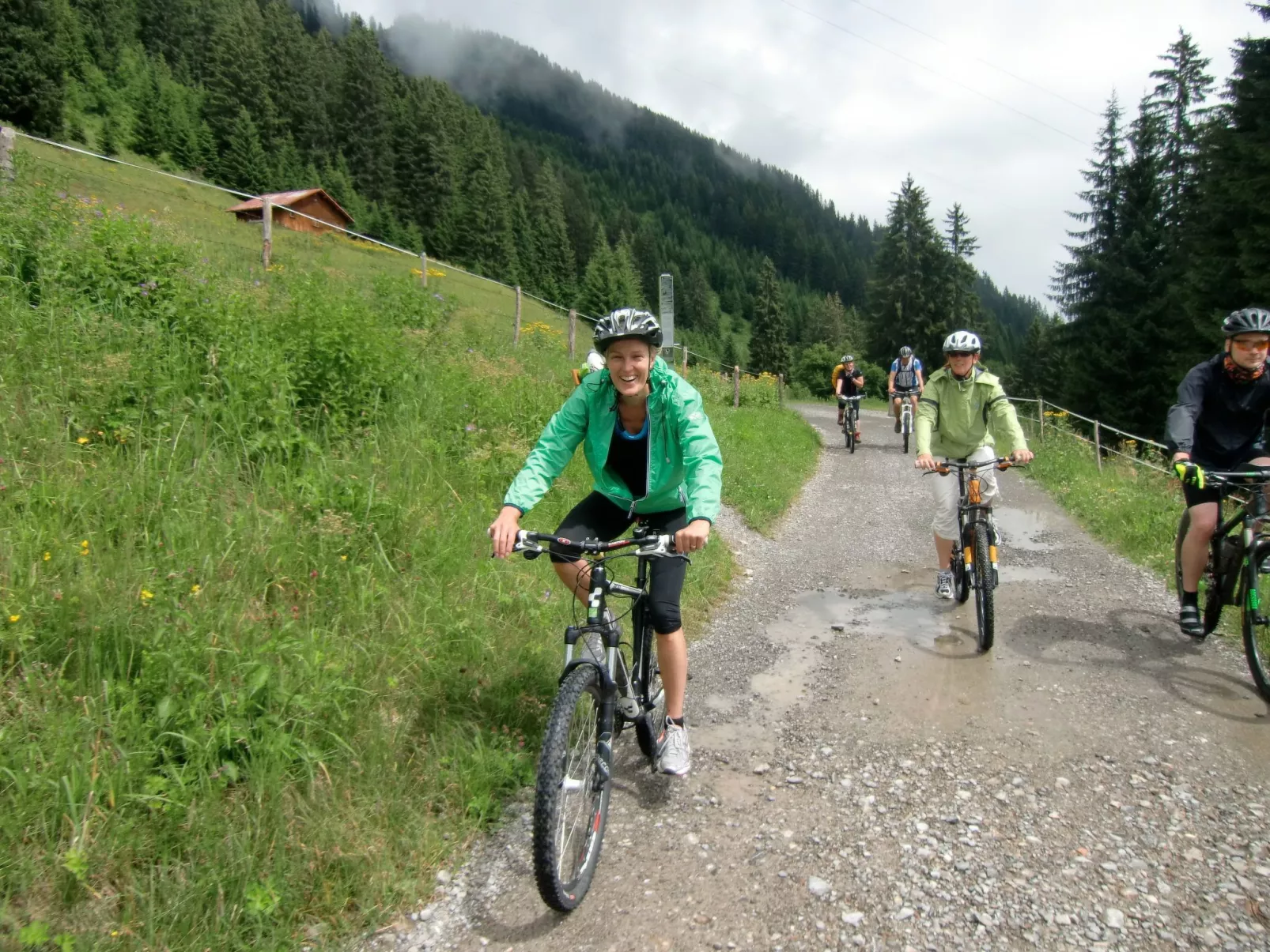 Luxuswohnung, Pistenblick, Nähe Skilift, Mittelberg-Buiten