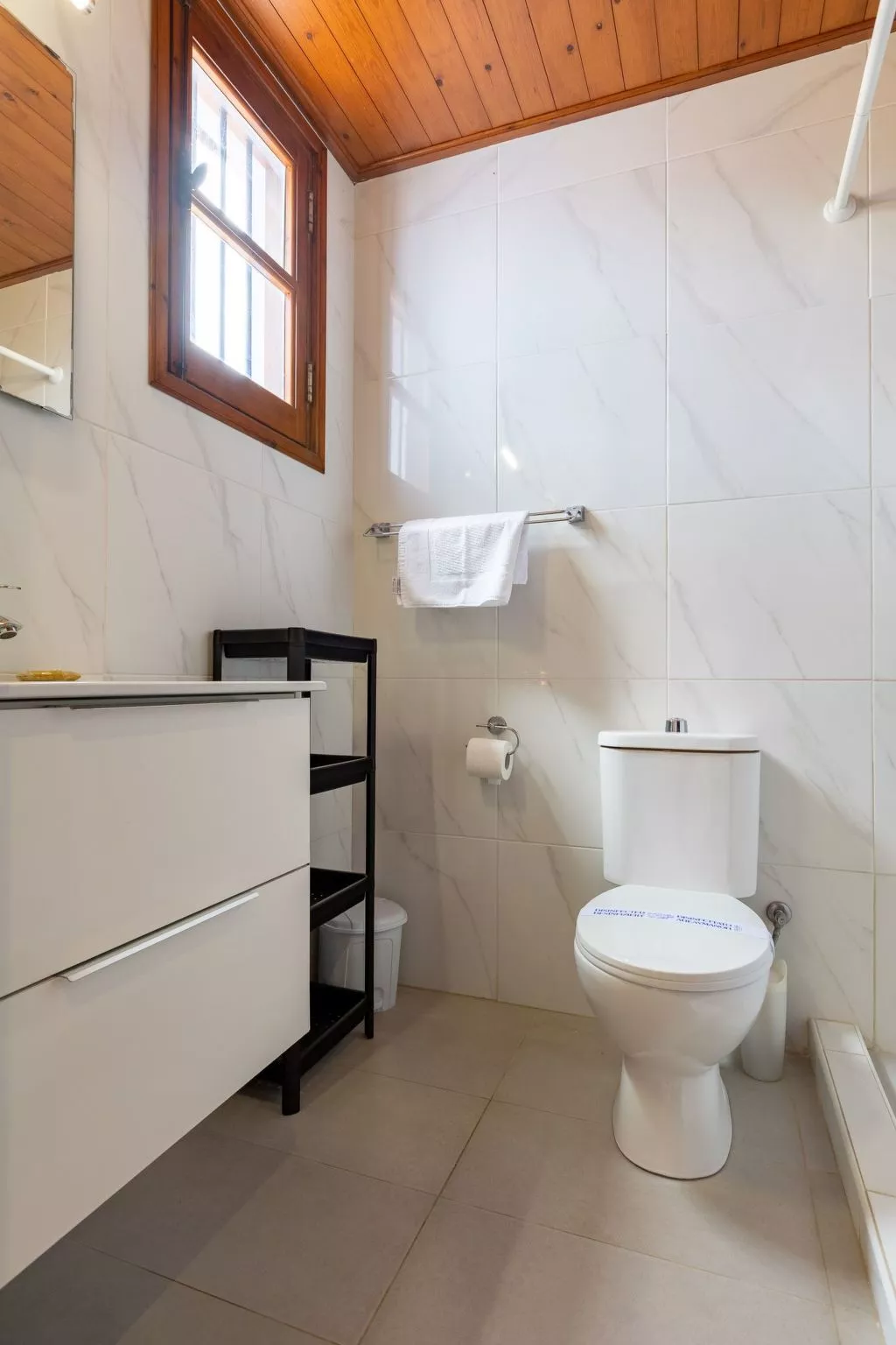 Schönes Ferienhaus mit Balkon in Polis Chrysochous-Binnen