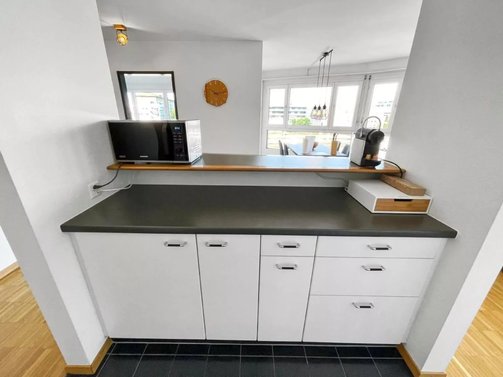 ARISER Zug Central Business Apartment-Binnen