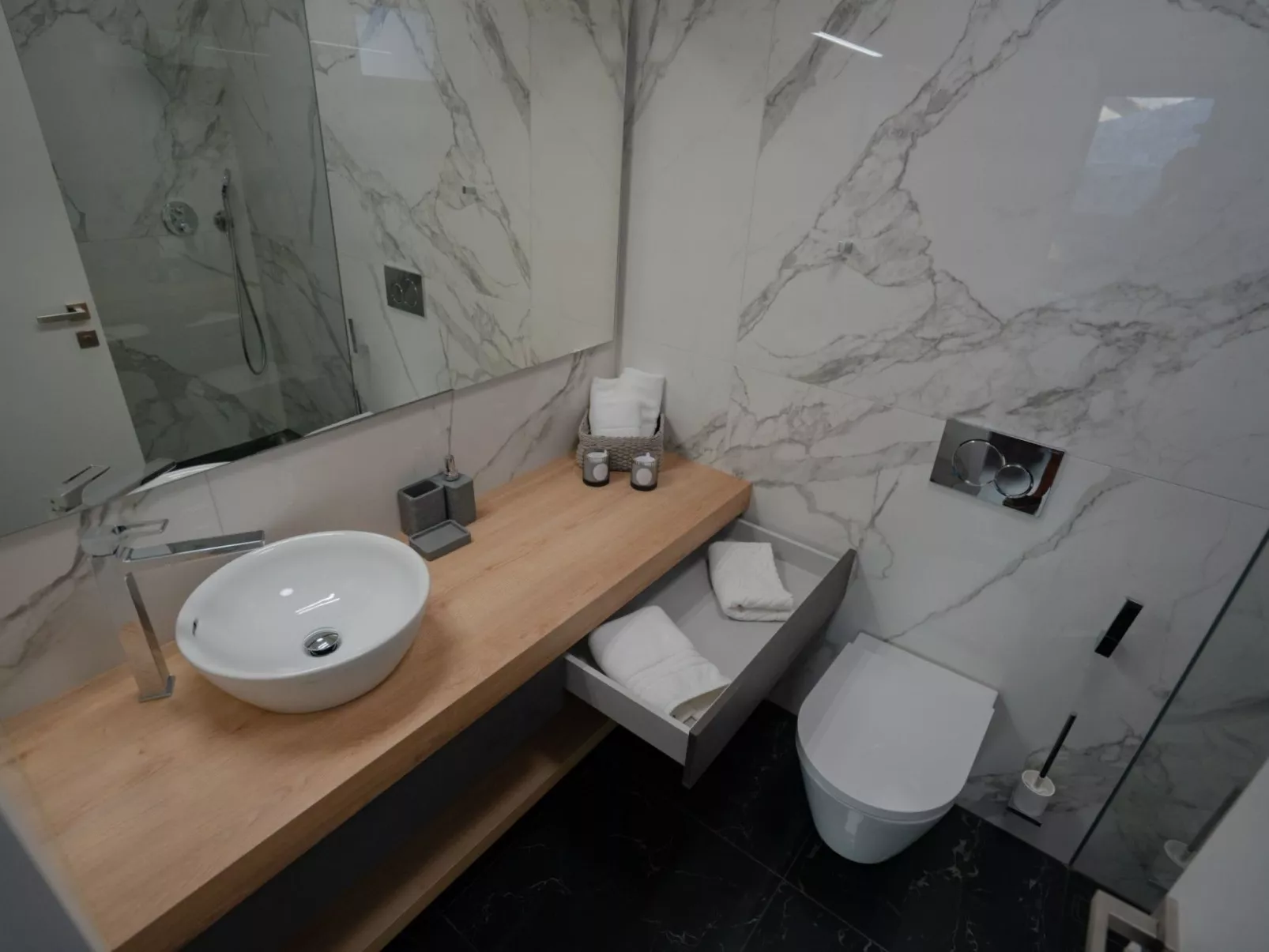 Strandnahe Villa Kara Sevda für 10 Personen-Binnen