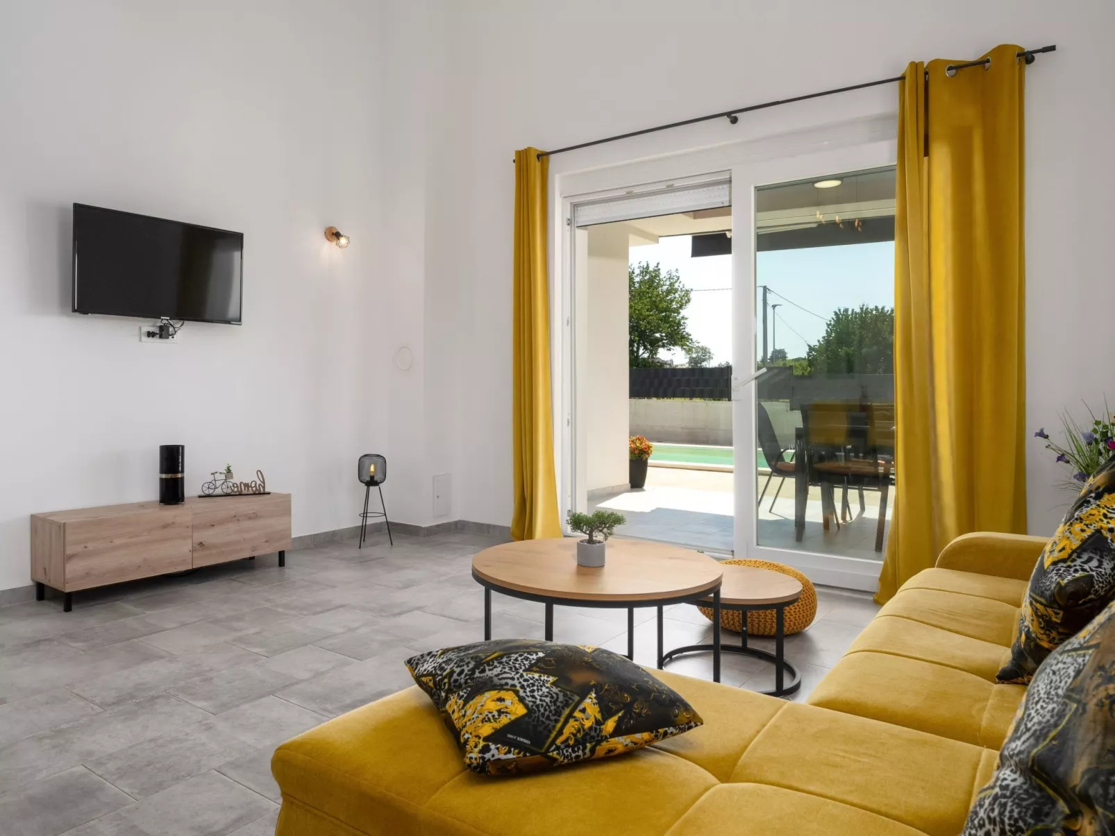 Villa mit privatem Pool in einer ruhigen Gegend gelegen-Binnen