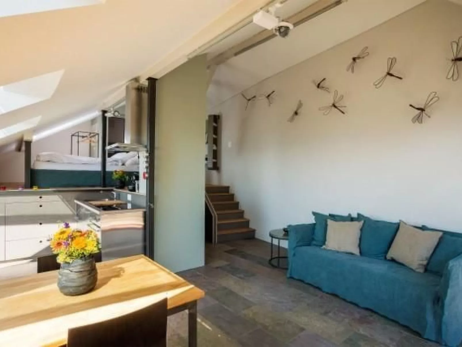 Loft auf zwei Ebenen-Binnen