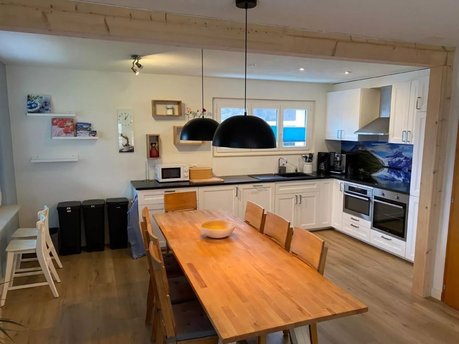 Spring Inn Apartment-Binnen