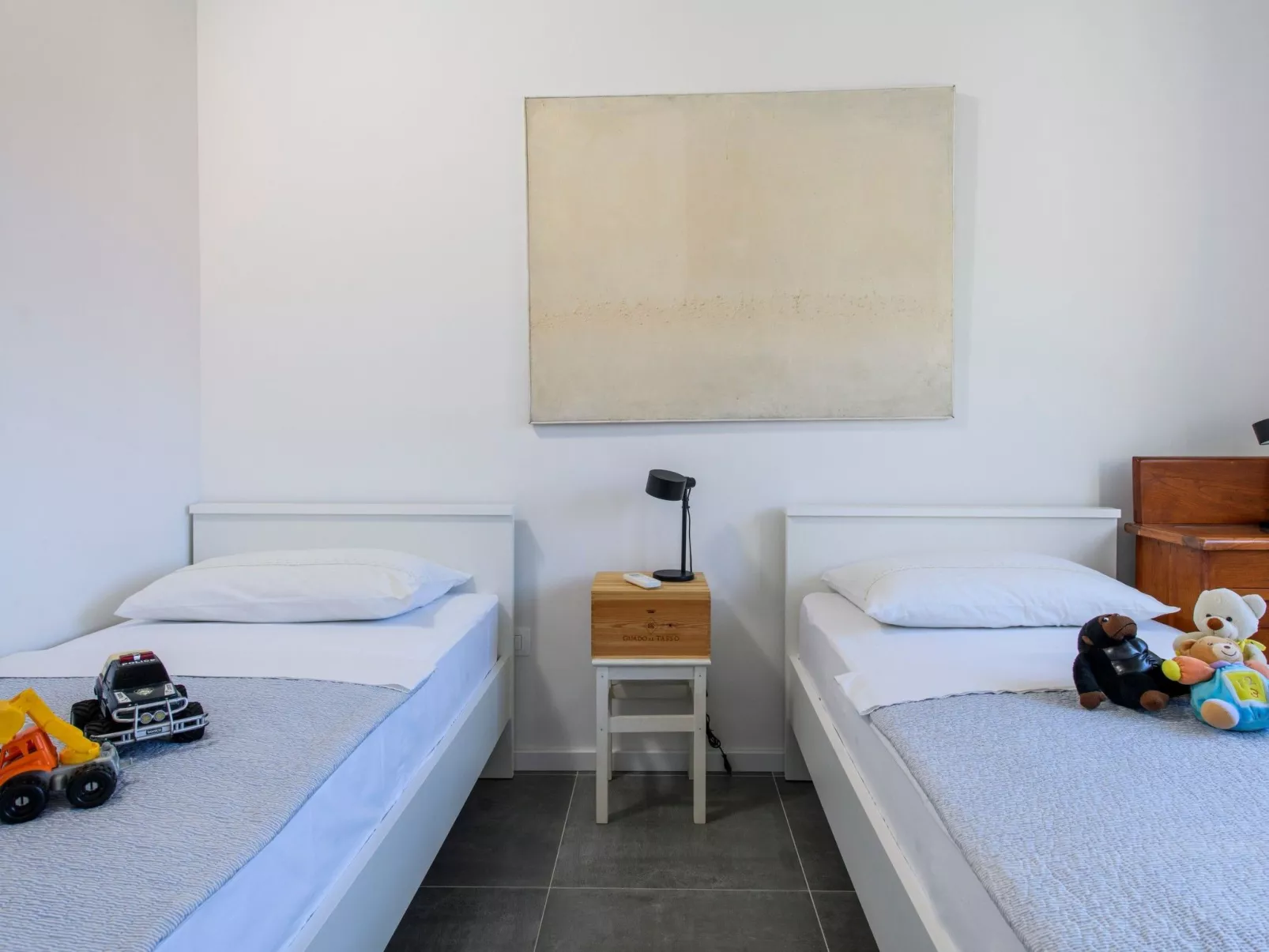 Modernes Ferienhaus in Zaostrog mit Beheiztem Pool-Binnen