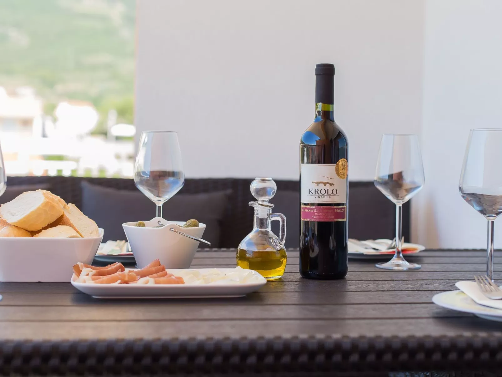 Moderne ap. 2 mit Pool und Grill in der Nähe von Split und Trogir-Buiten