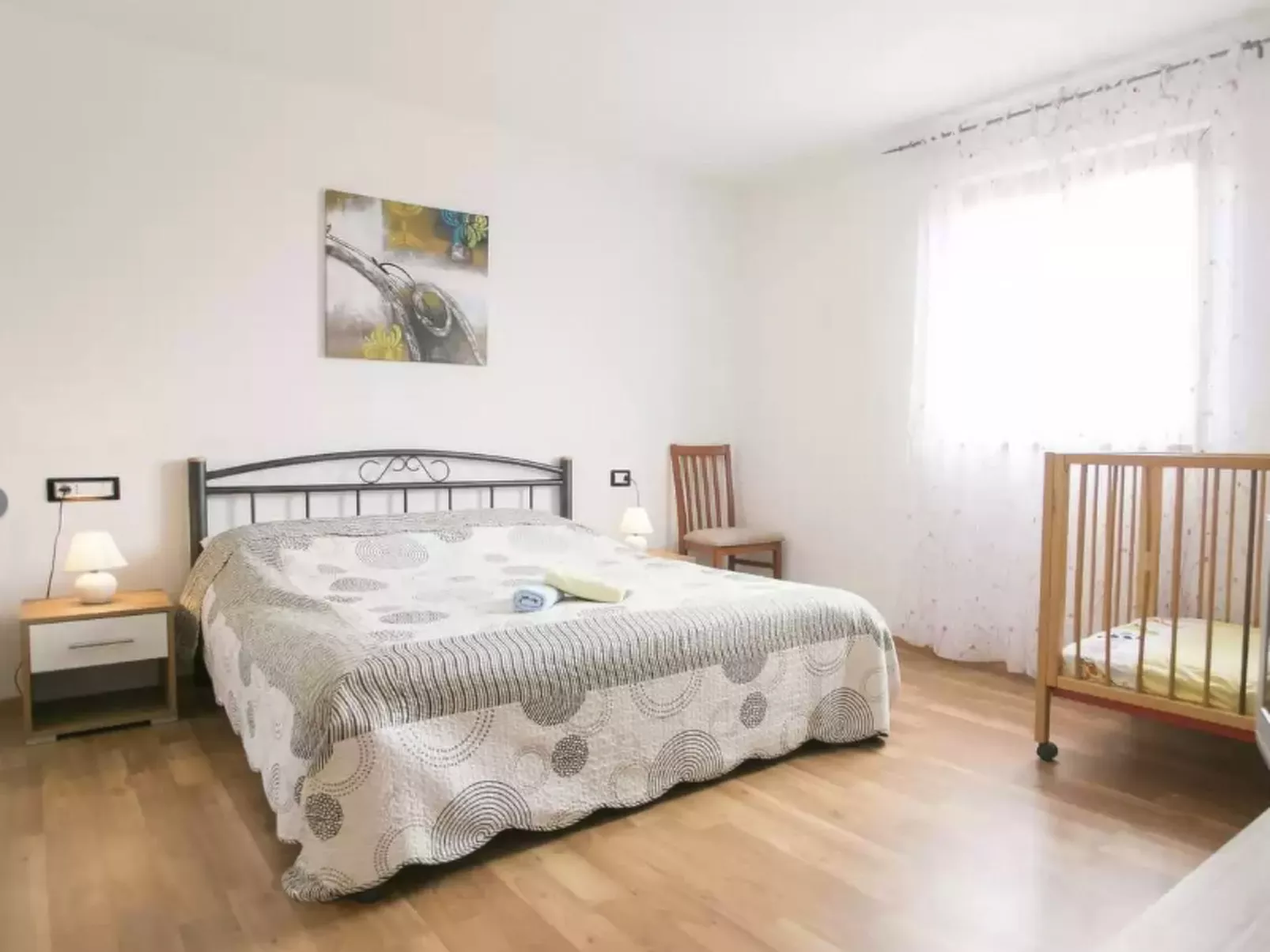 Valmonida mit Pool-Binnen