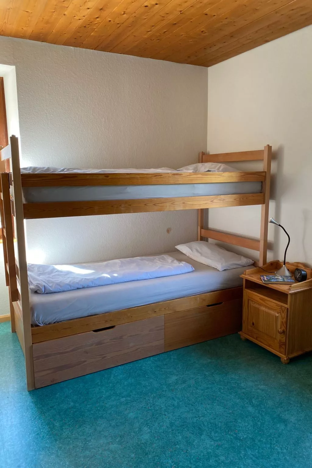 Ebser-Image-tags.info