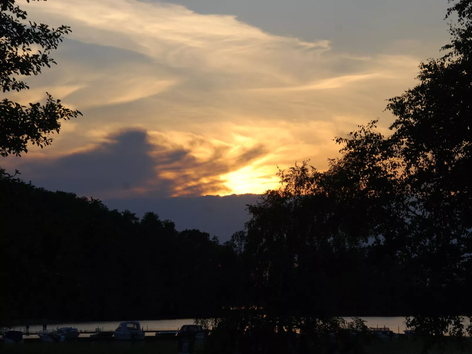 In Tibro mit Kleinem Garten-Buiten