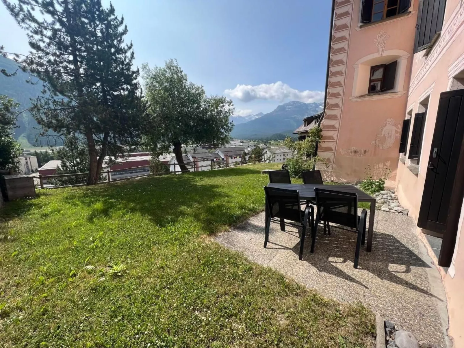 Chesa Fischer / Wohnung Palü / ÖV-Inklusive-Buiten