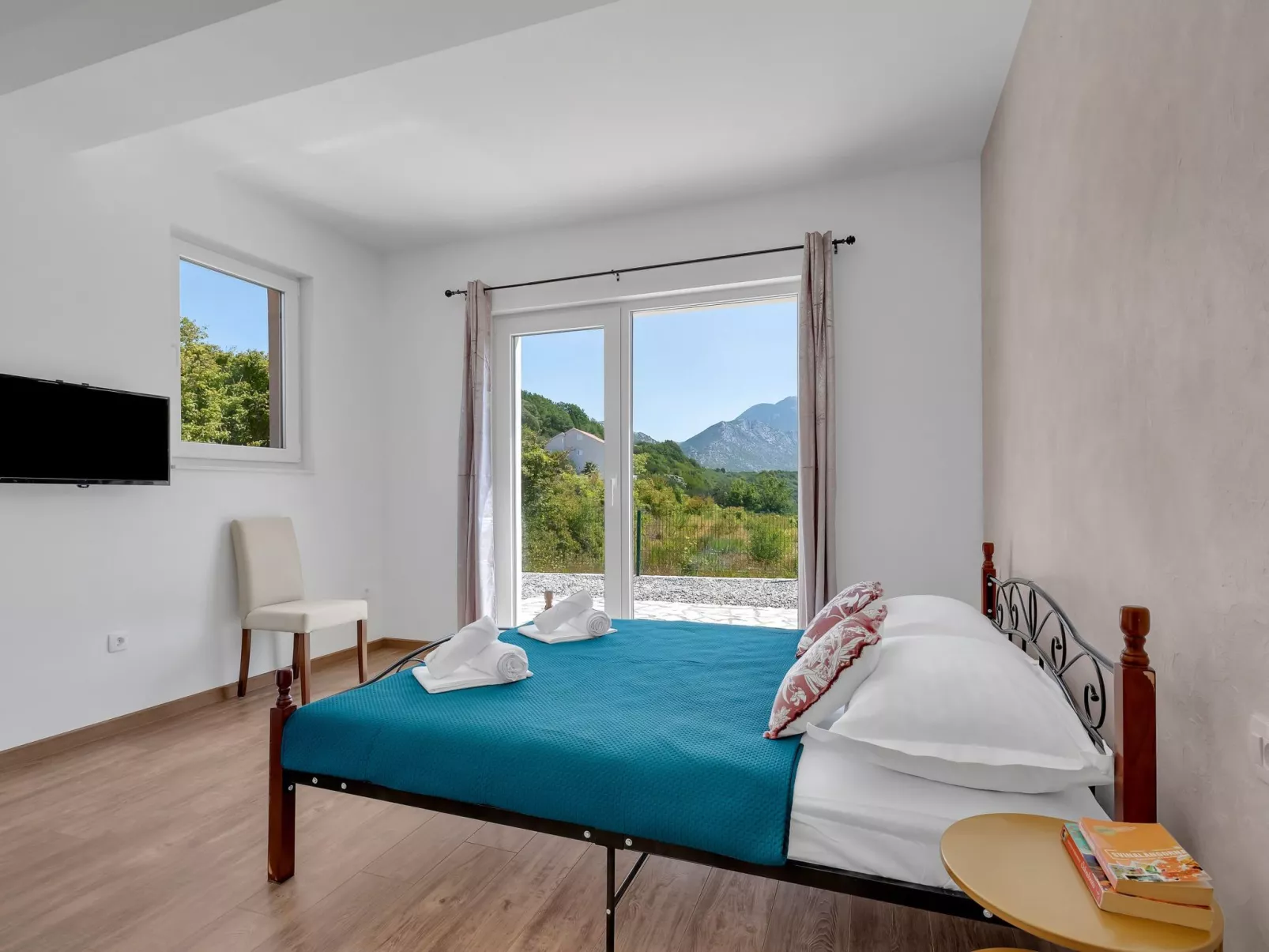 Alleinstehende Villa Slime mit Pool und Garten-Binnen