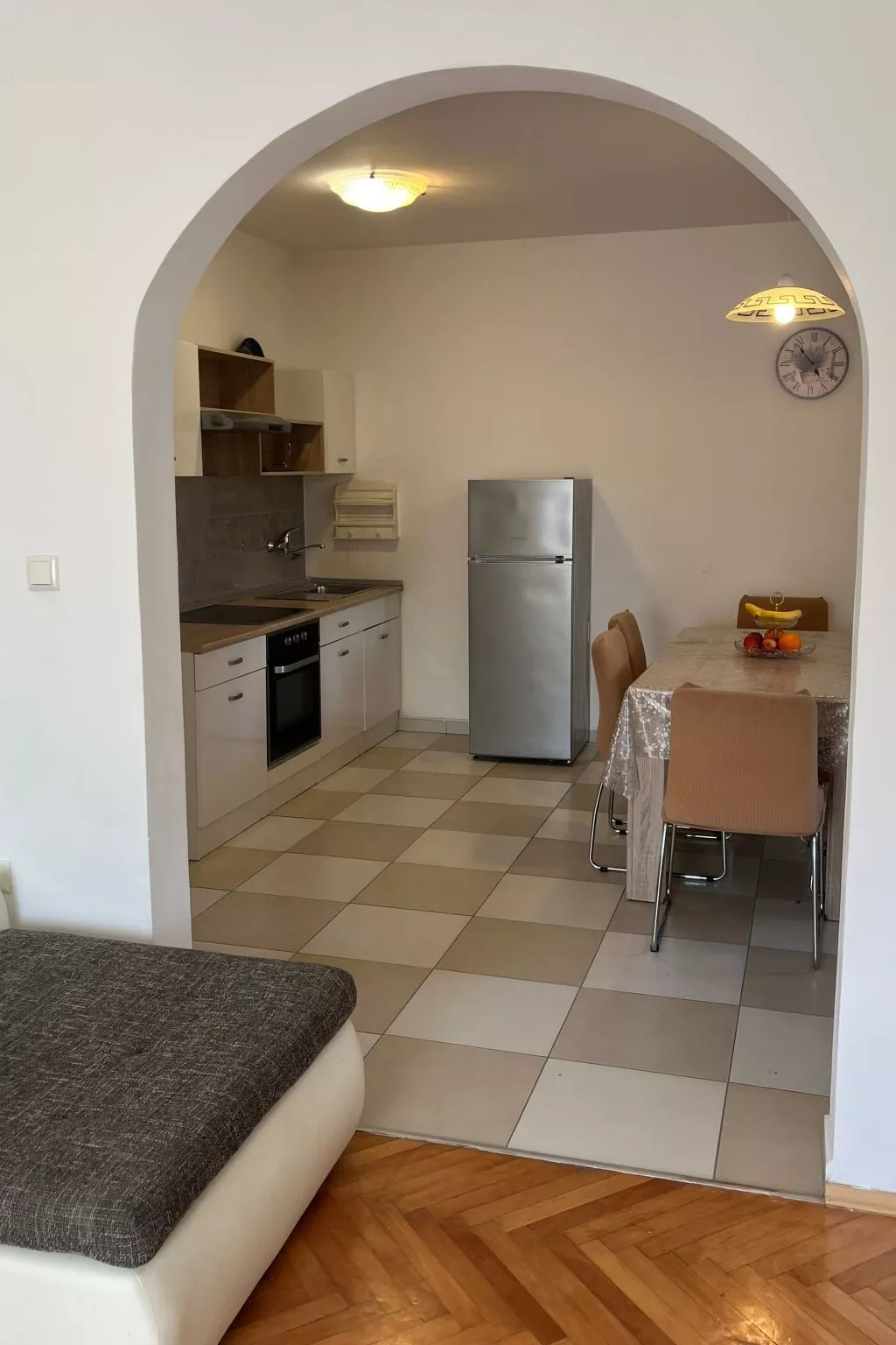 Für sechs Personen-Binnen