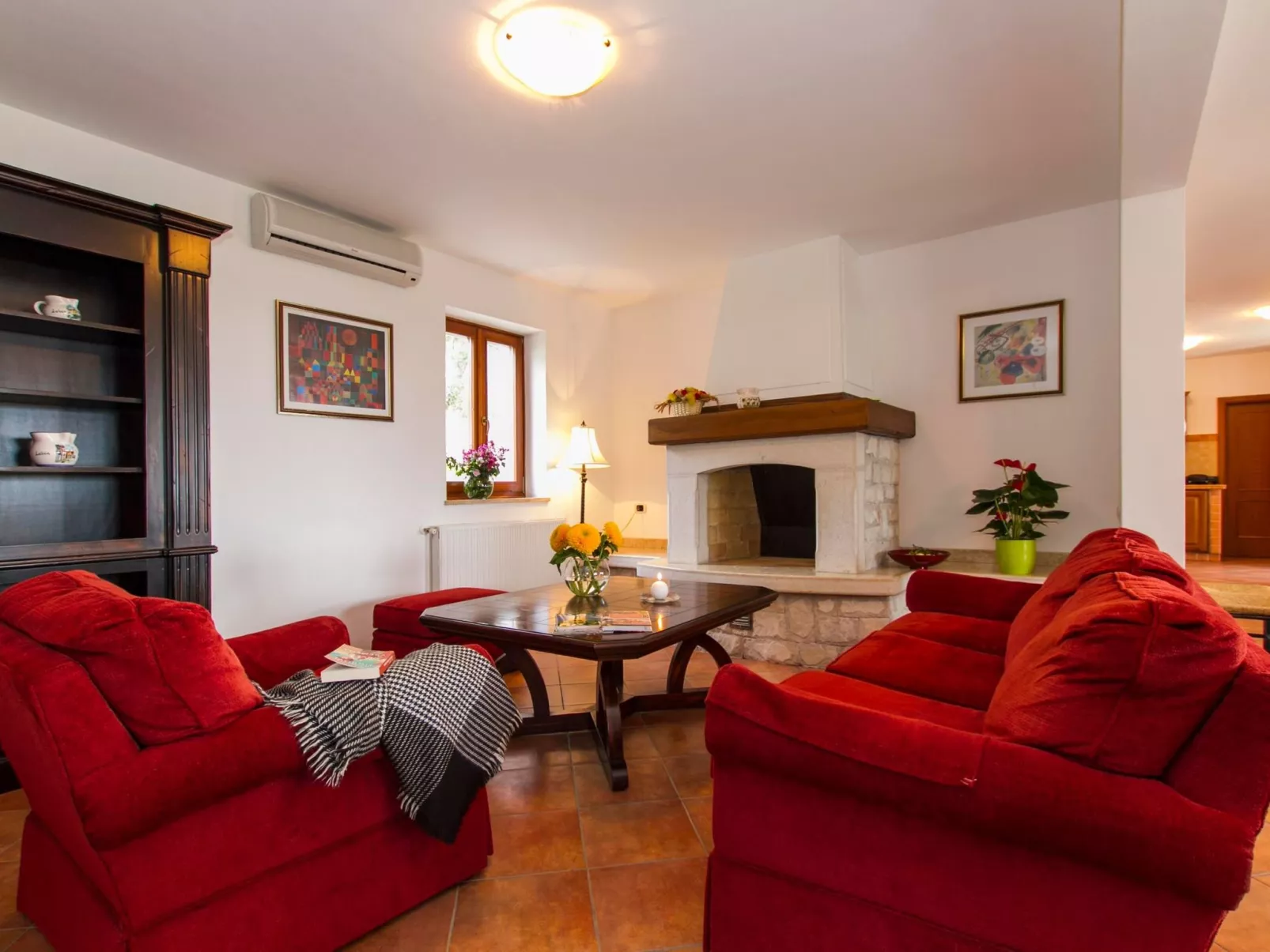 Villa Marina, mit Zugang zu zwei Gemeinschaftspools-Binnen