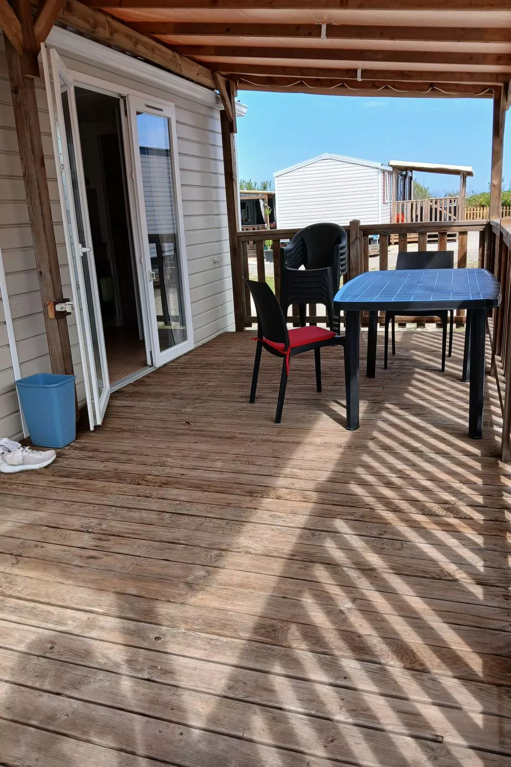 Mobilheim "Les Dunes" mit Blick auf das Wasser-Buiten
