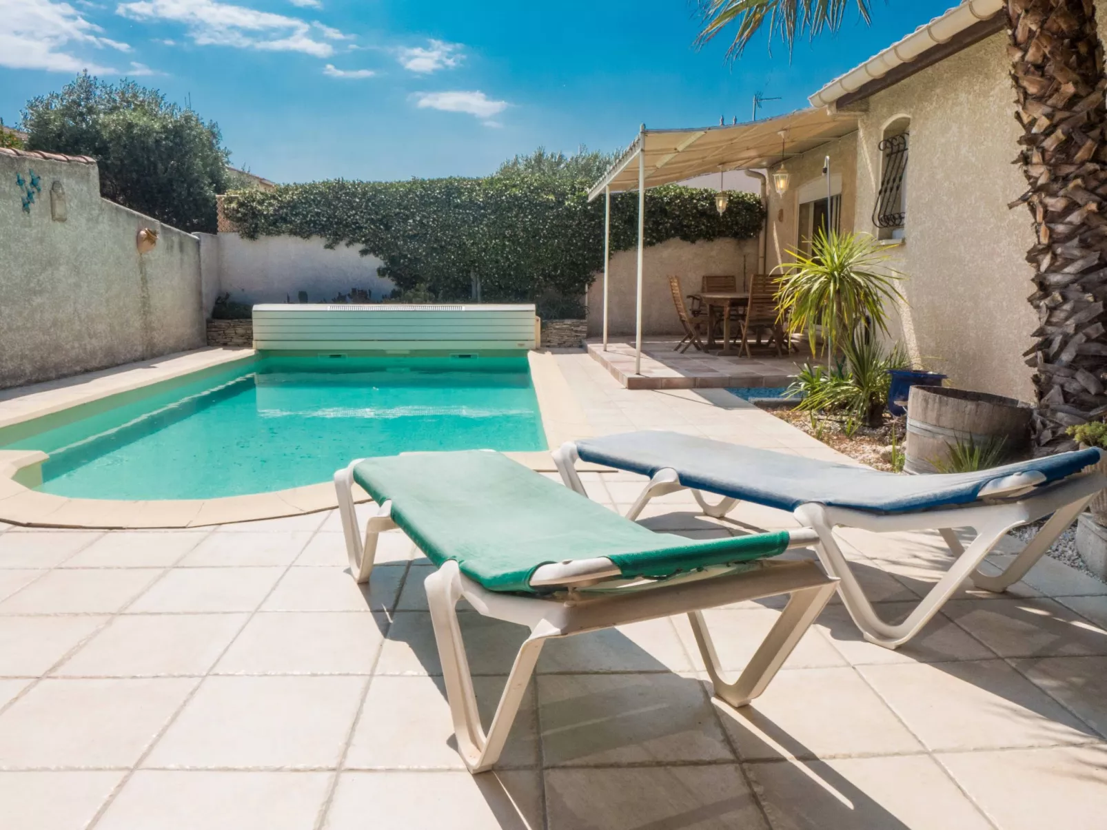 Haus für 4 Personen mit großem Privatpool