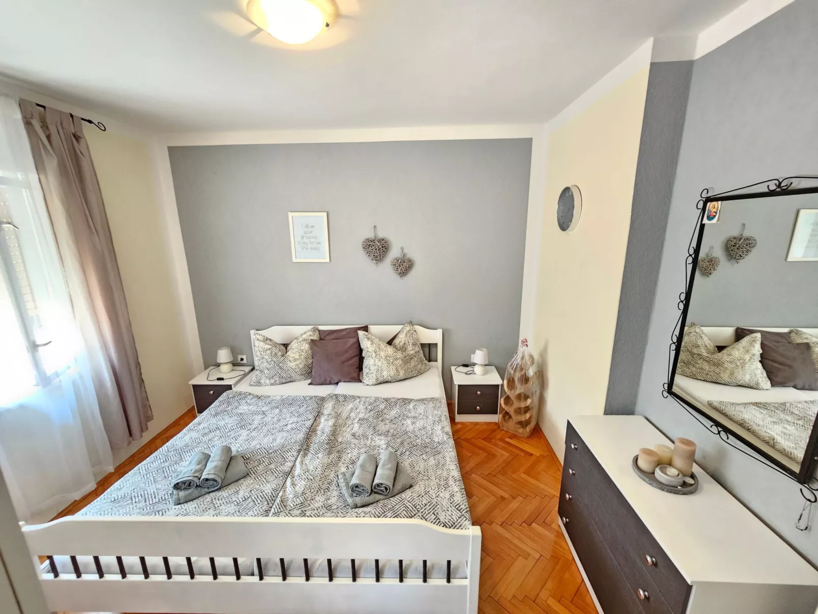 Wohnung für 4 Pers. mit Balkon, tolle Lage-Binnen