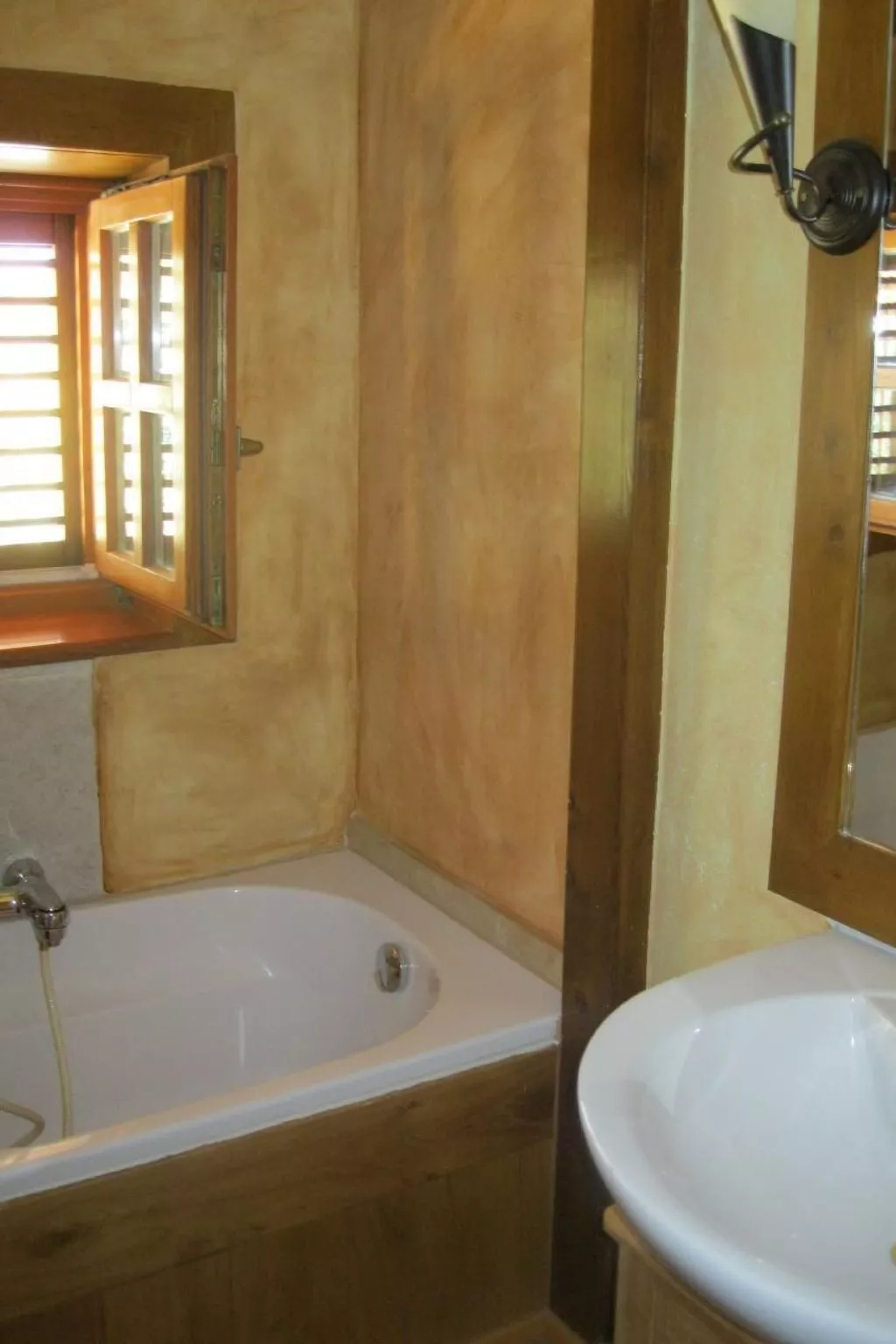 Insel Krk - Restauriertes  Steinhaus-Binnen