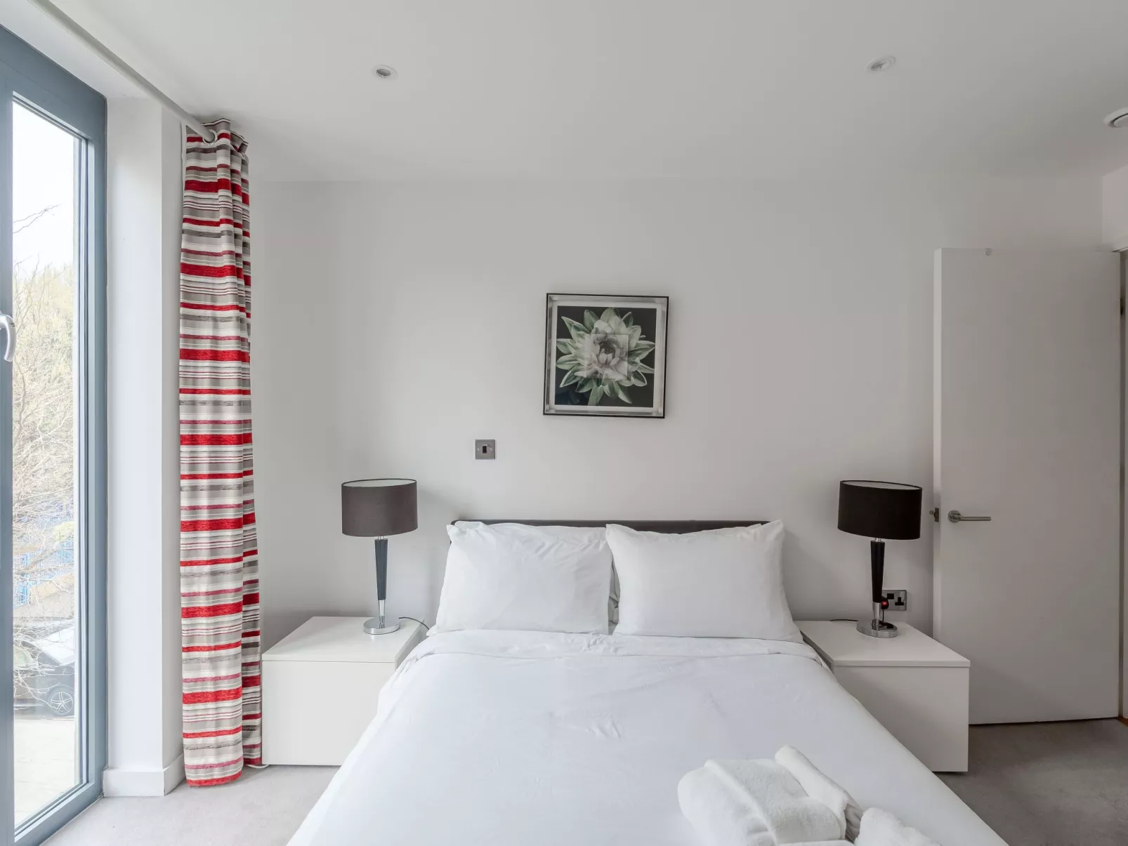 Luxuriöse 2-Bett-Wohnung im Hotelstil in Notting Hill-Binnen