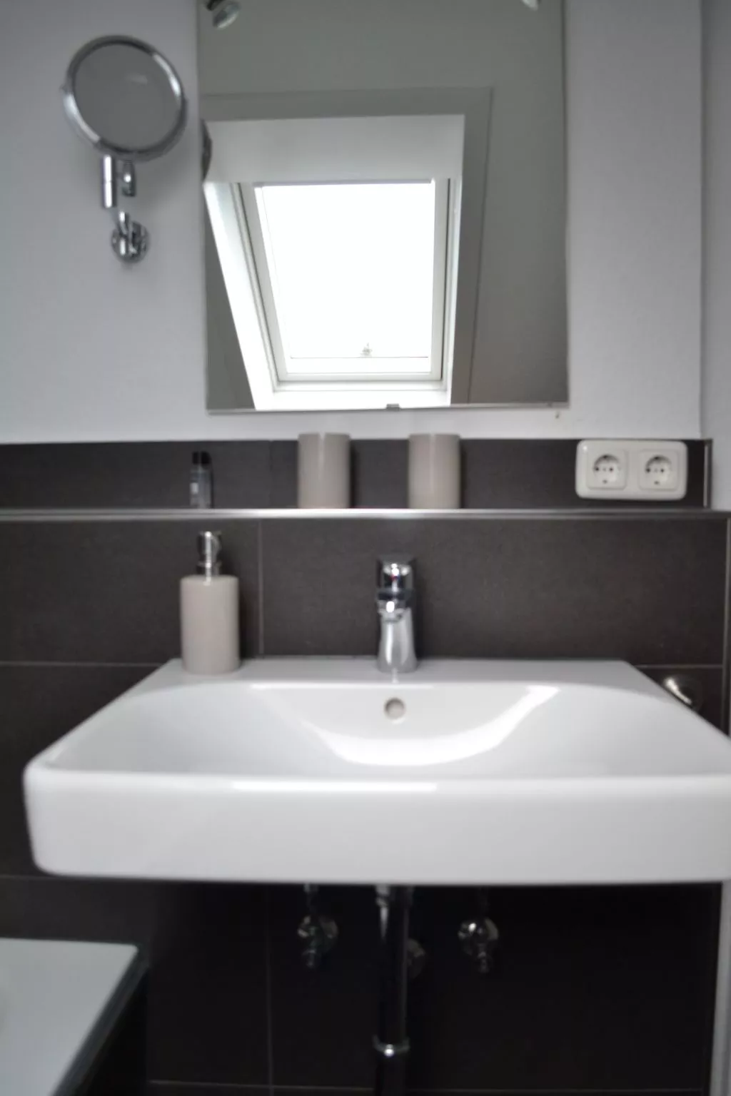 Hampton-Image-tags.info