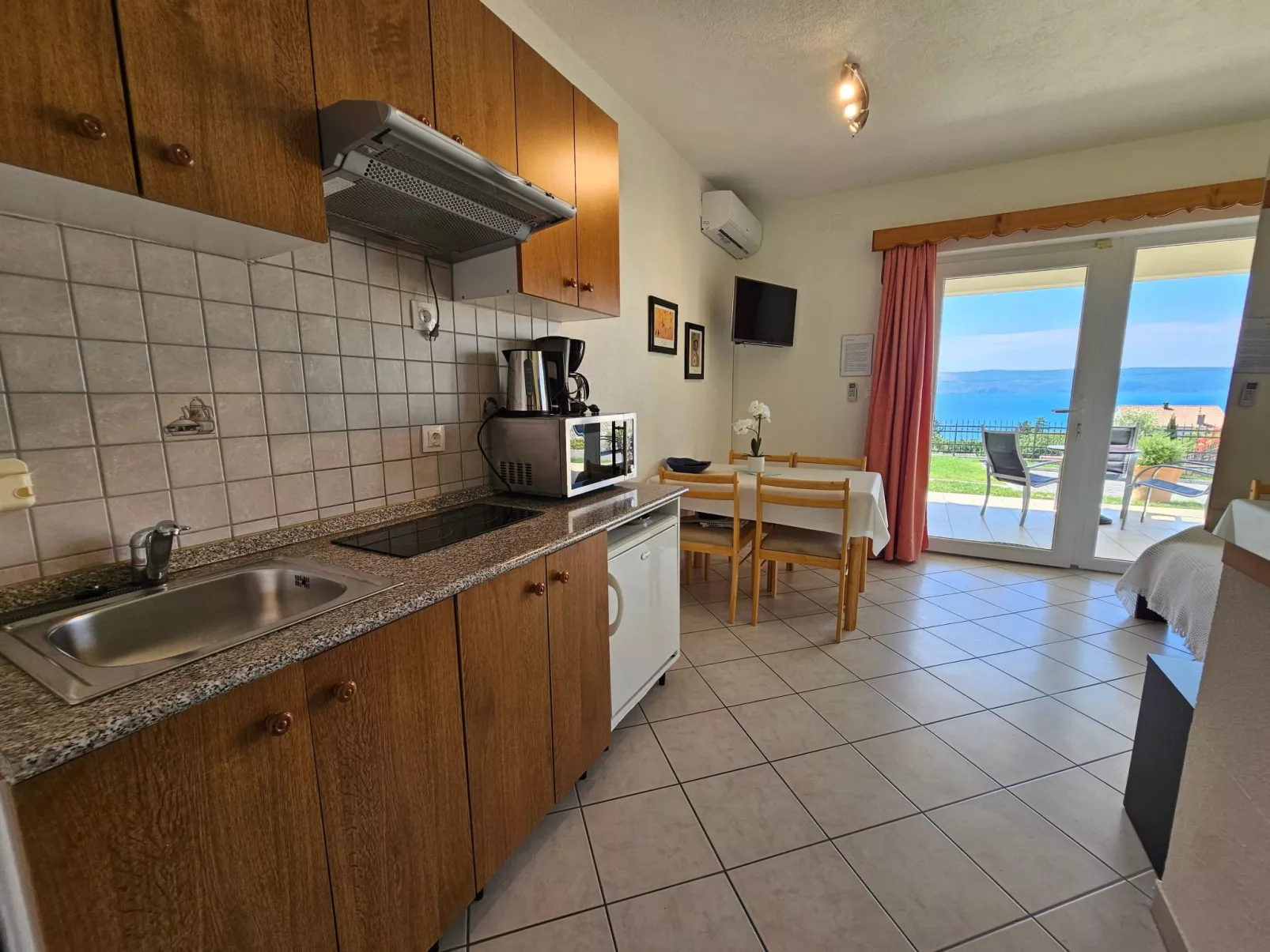 Appartement Studio mit Terrasse-Binnen