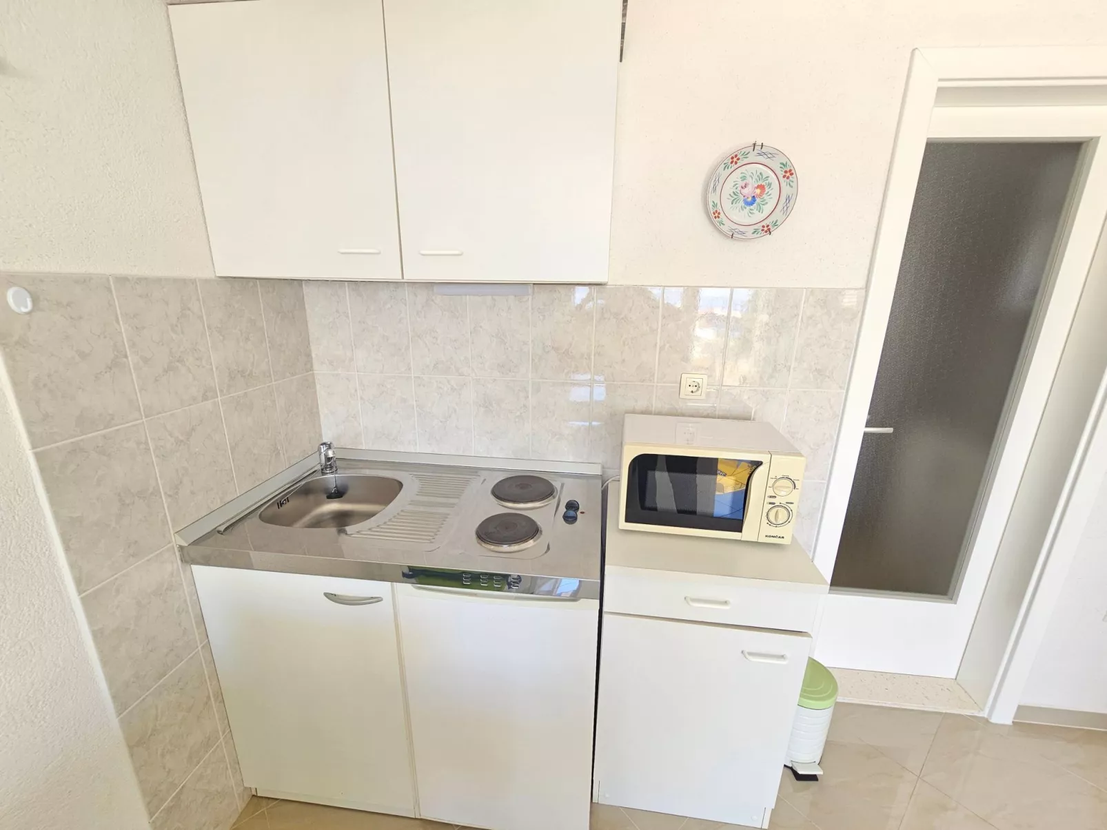 Wohnung mit Terrasse, Grill, Parkplatz-Image-tags.info