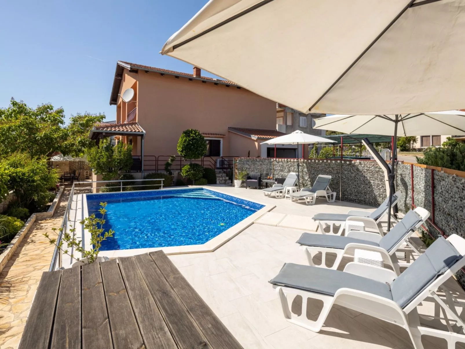 Villa Salvia Mare in Šibenik-Buiten