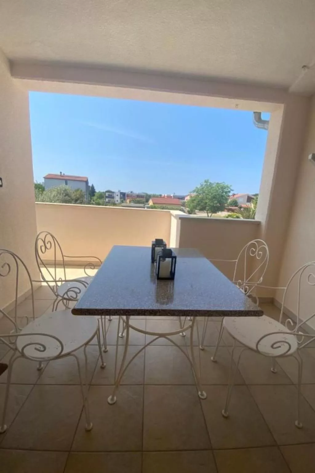 Studio-Wohnung Zara-Image-tags.info