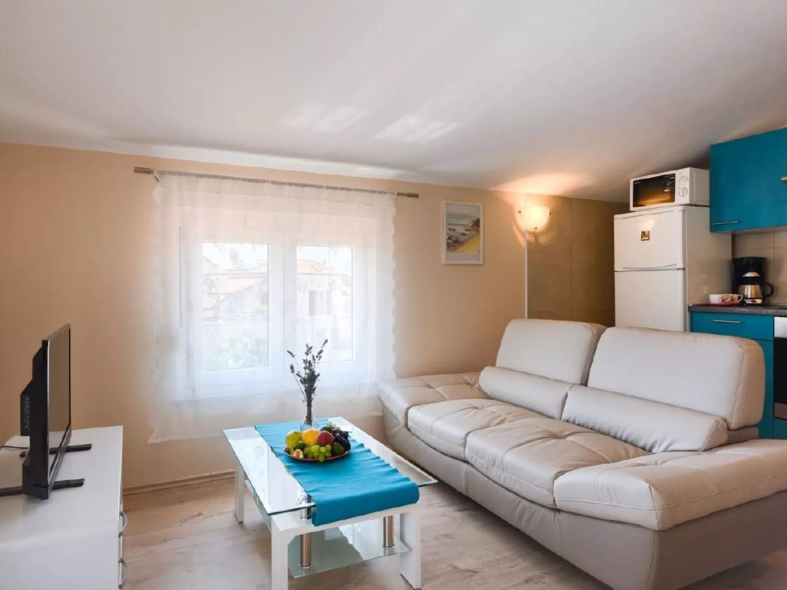 Residence Paradiso 3-Image-tags.info