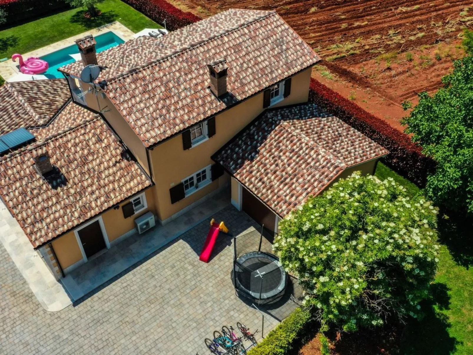 Villa Elizabet-Buiten