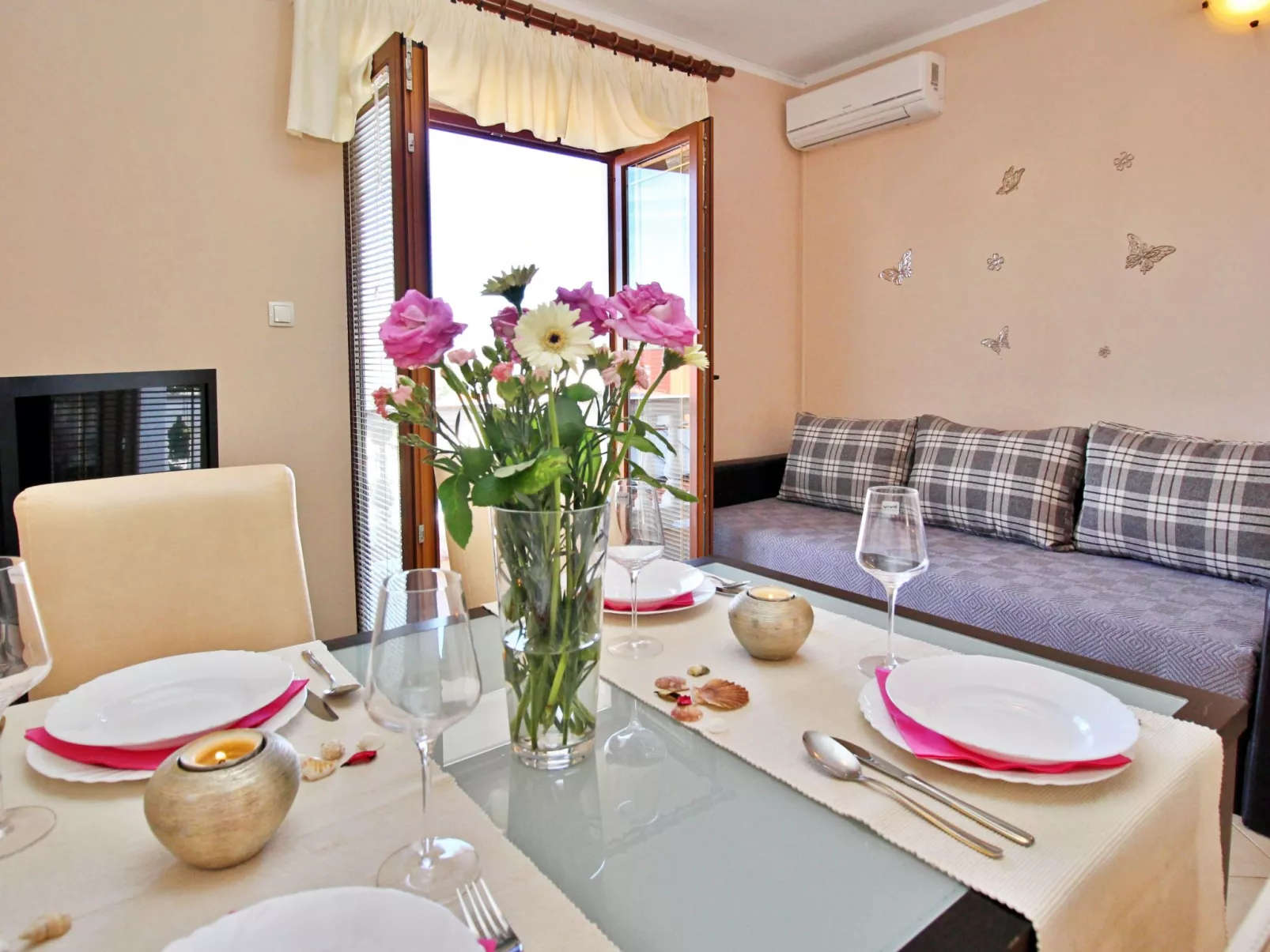 Apartment Ivanka-Binnen