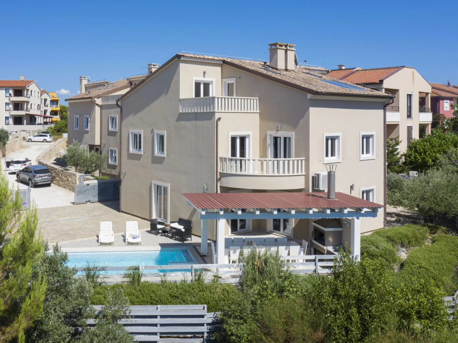 8-Schlafzimmer-Villa Bianca mit Pool, Sauna, Billard-Buiten