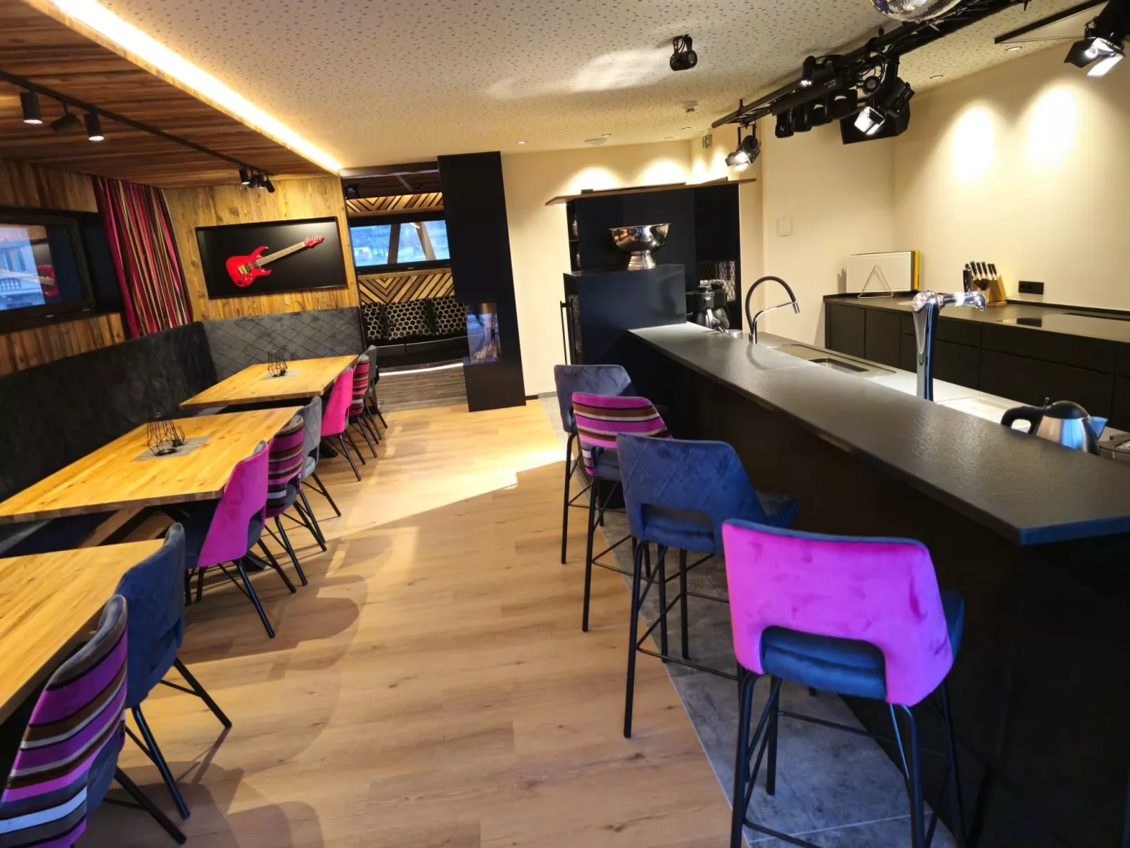 Rocking Home-Image-tags.info