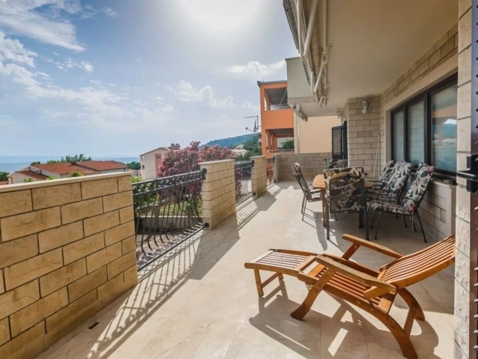 Gasthaus Lazeta-Buiten