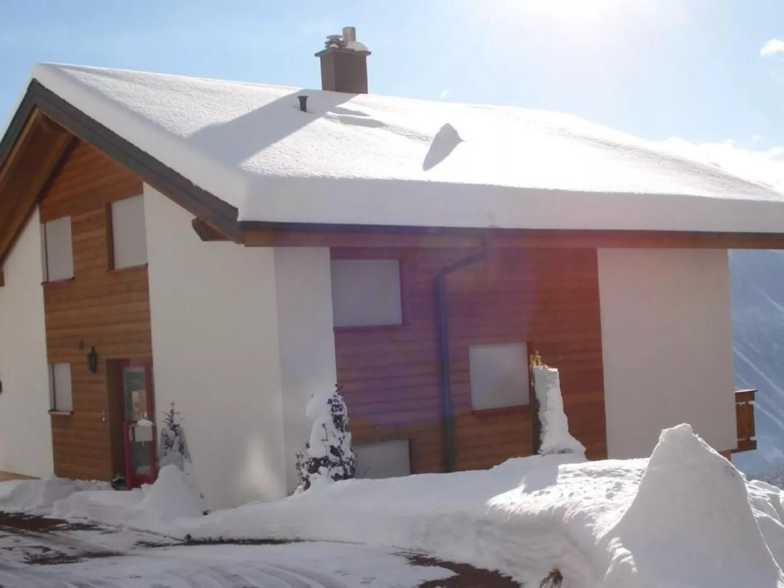 Chalet Kristall-Buiten