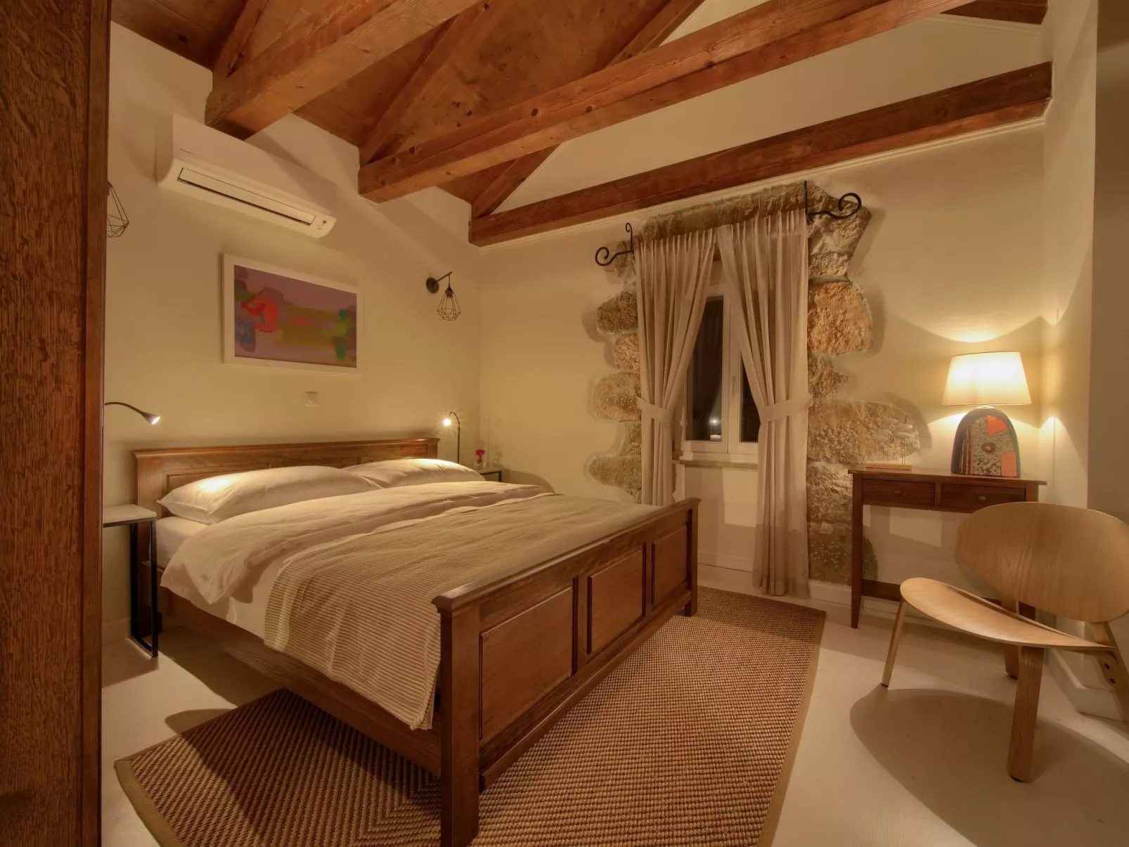 Steinvilla Margaret mit Pool und besonderem Flair-Binnen