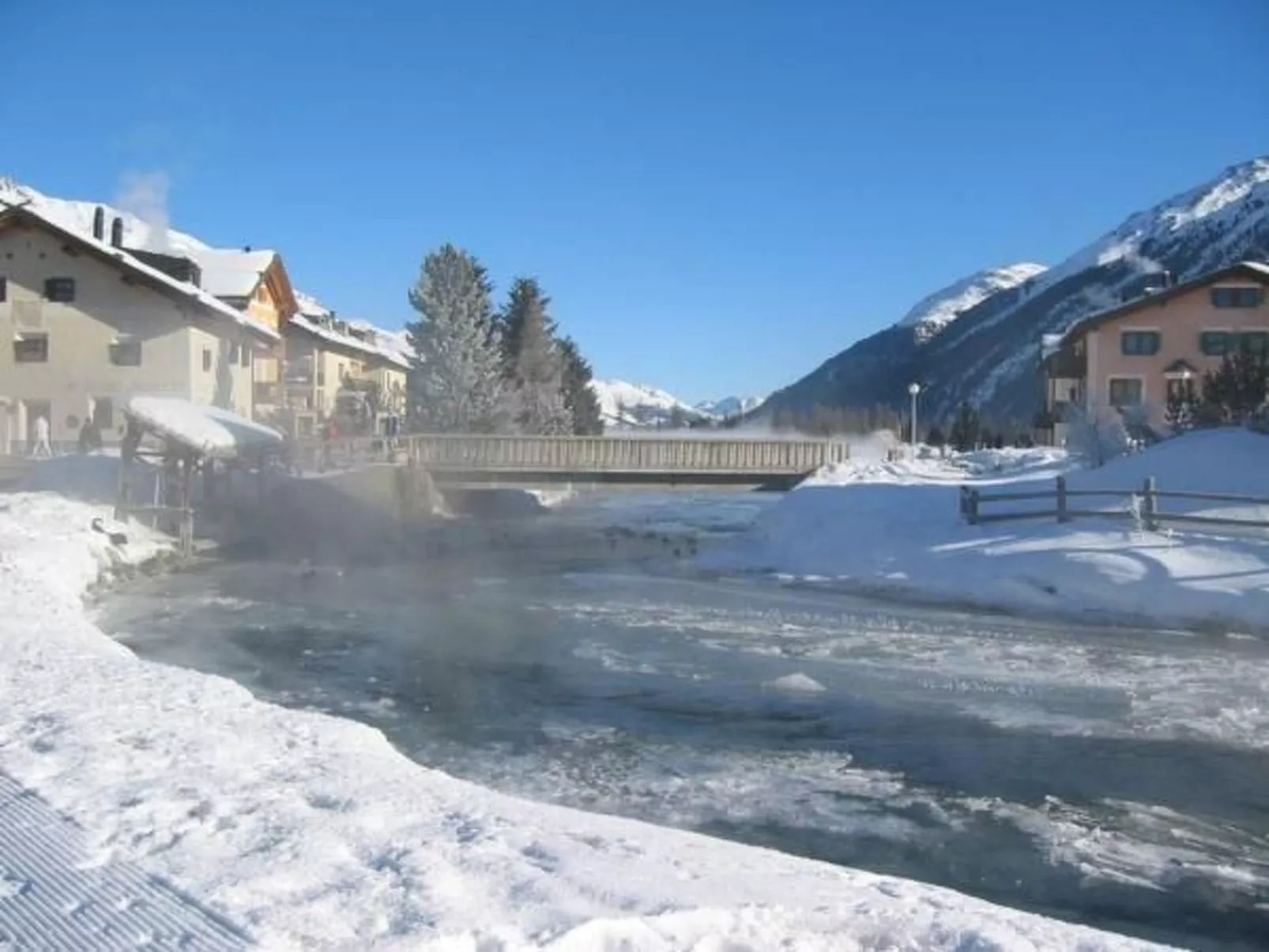 Chesa Champagna 18-Buiten