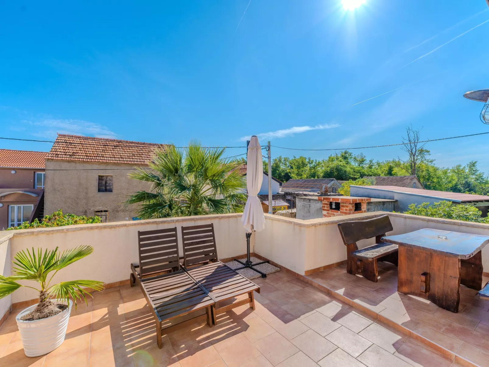 Heritage Stone House -T.A Leut Agency-Buiten