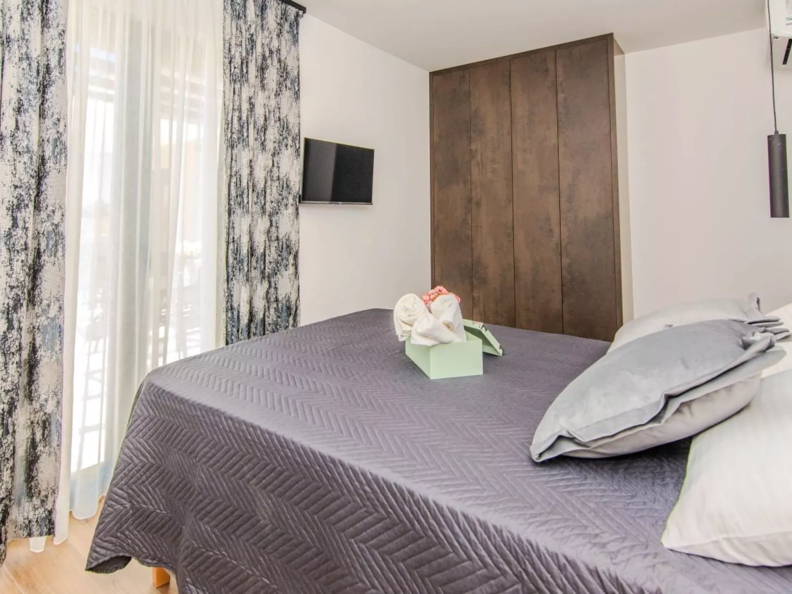 Neues modernes Poolhaus in Privlaka-Binnen