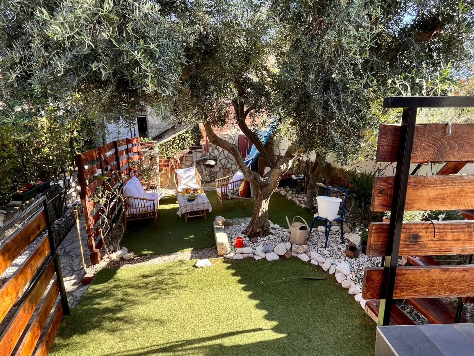 In Pula mit großem Dachbalkon.-Image-tags.info