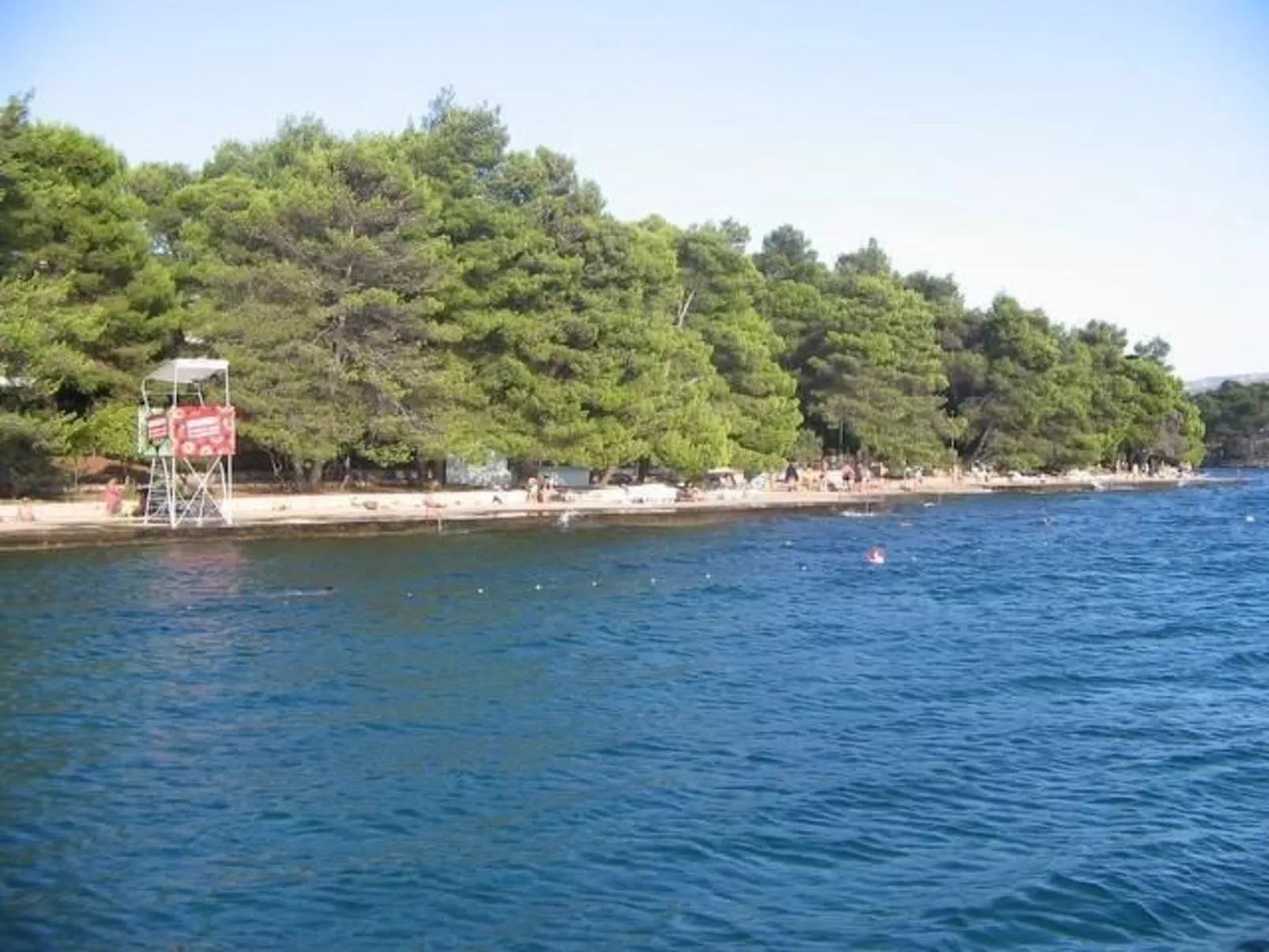 Geräumiges Ferienhaus mit Terrasse und Garten-Image-tags.info